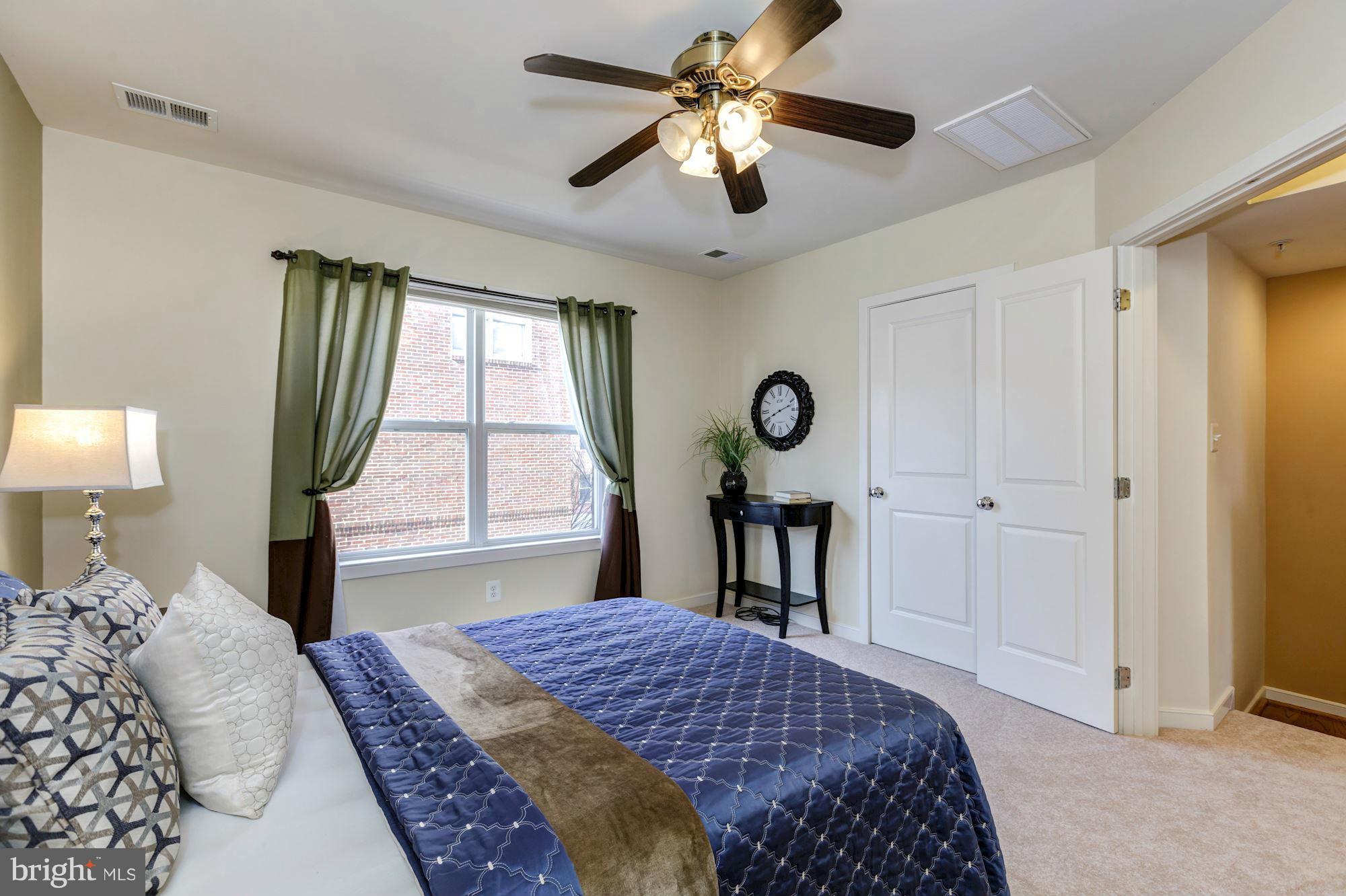 WHEATON FOREST - Residential