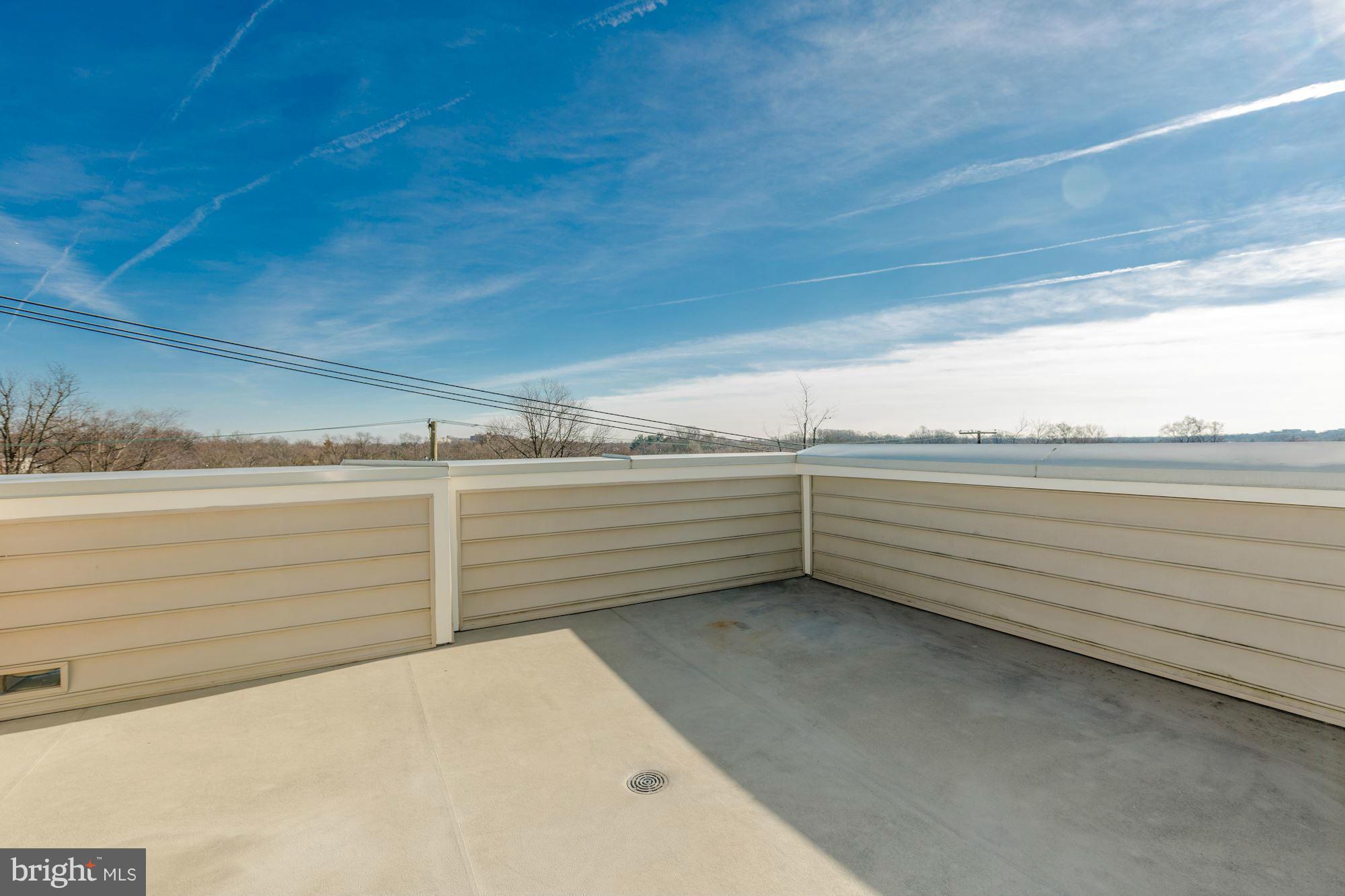 WHEATON FOREST - Residential