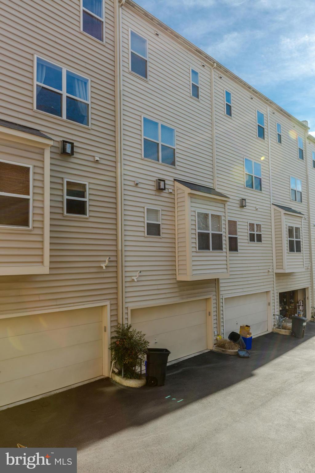 WHEATON FOREST - Residential