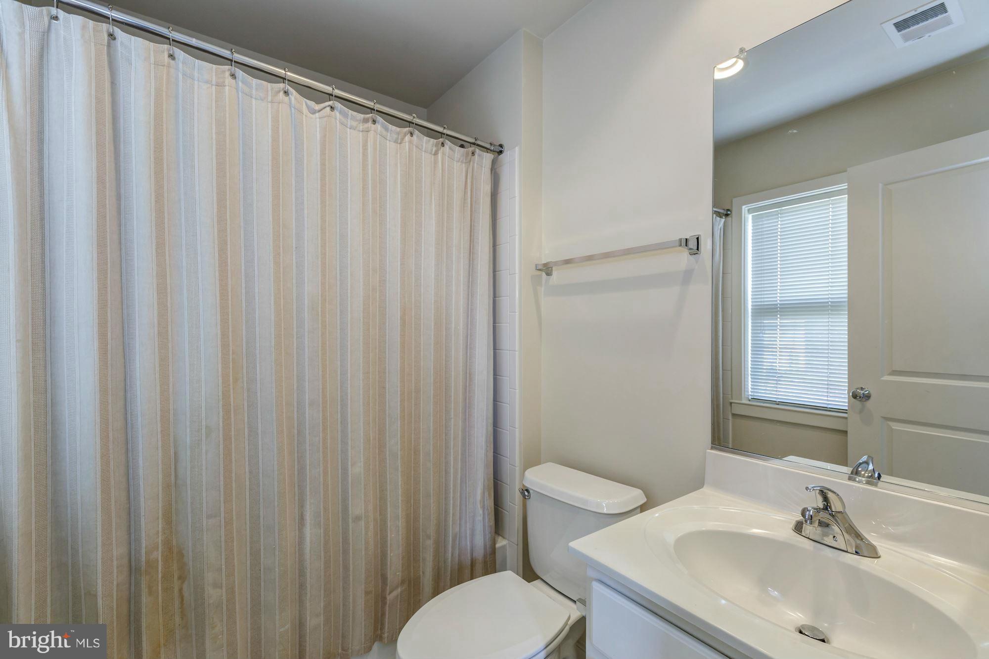 WHEATON FOREST - Residential