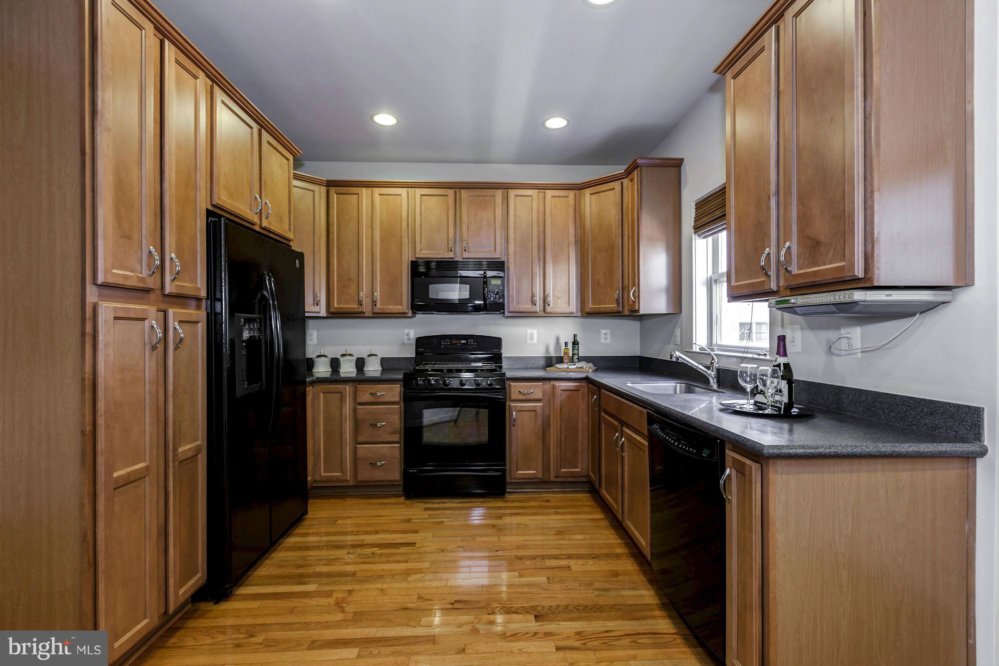 WHEATON FOREST - Residential