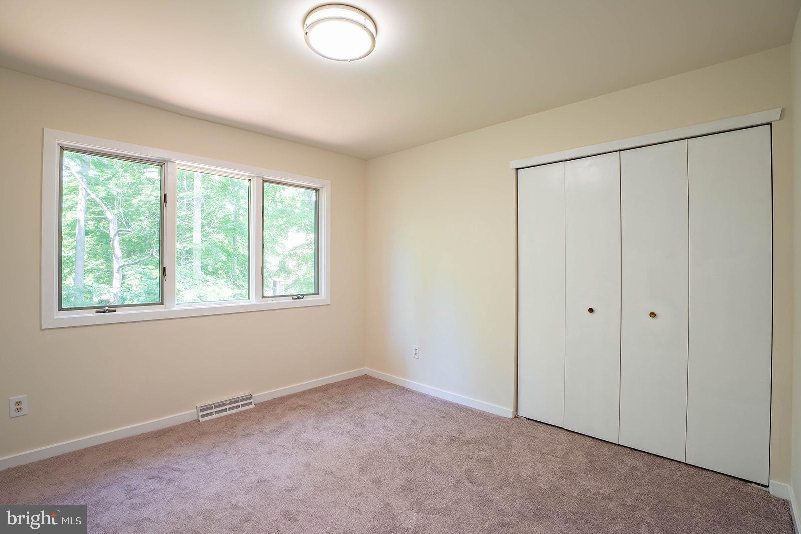 QUEENS GRANT - Residential