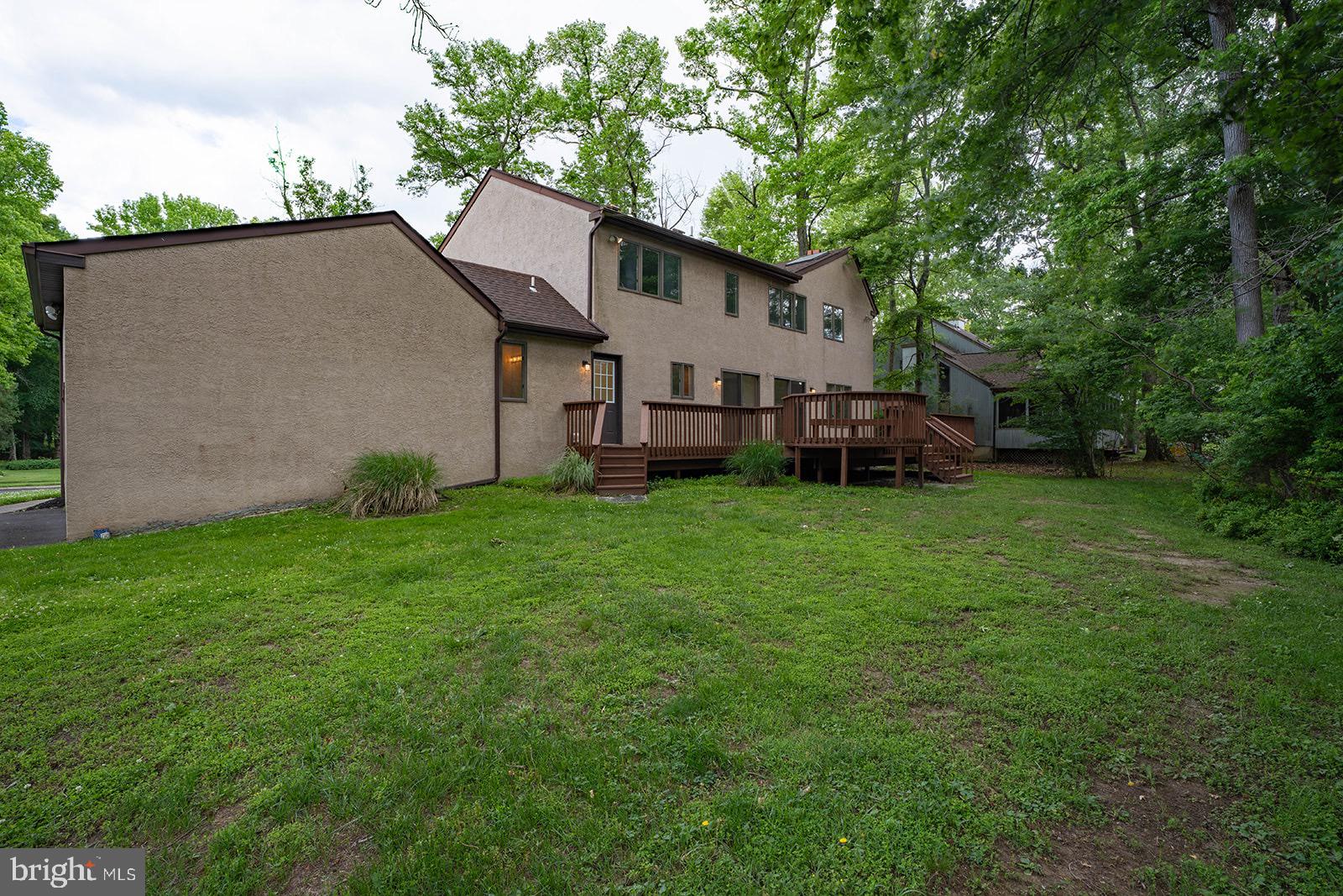 QUEENS GRANT - Residential