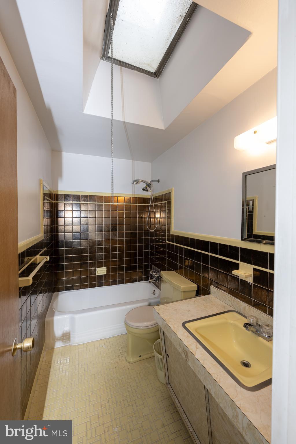 CEDARBROOK - Residential