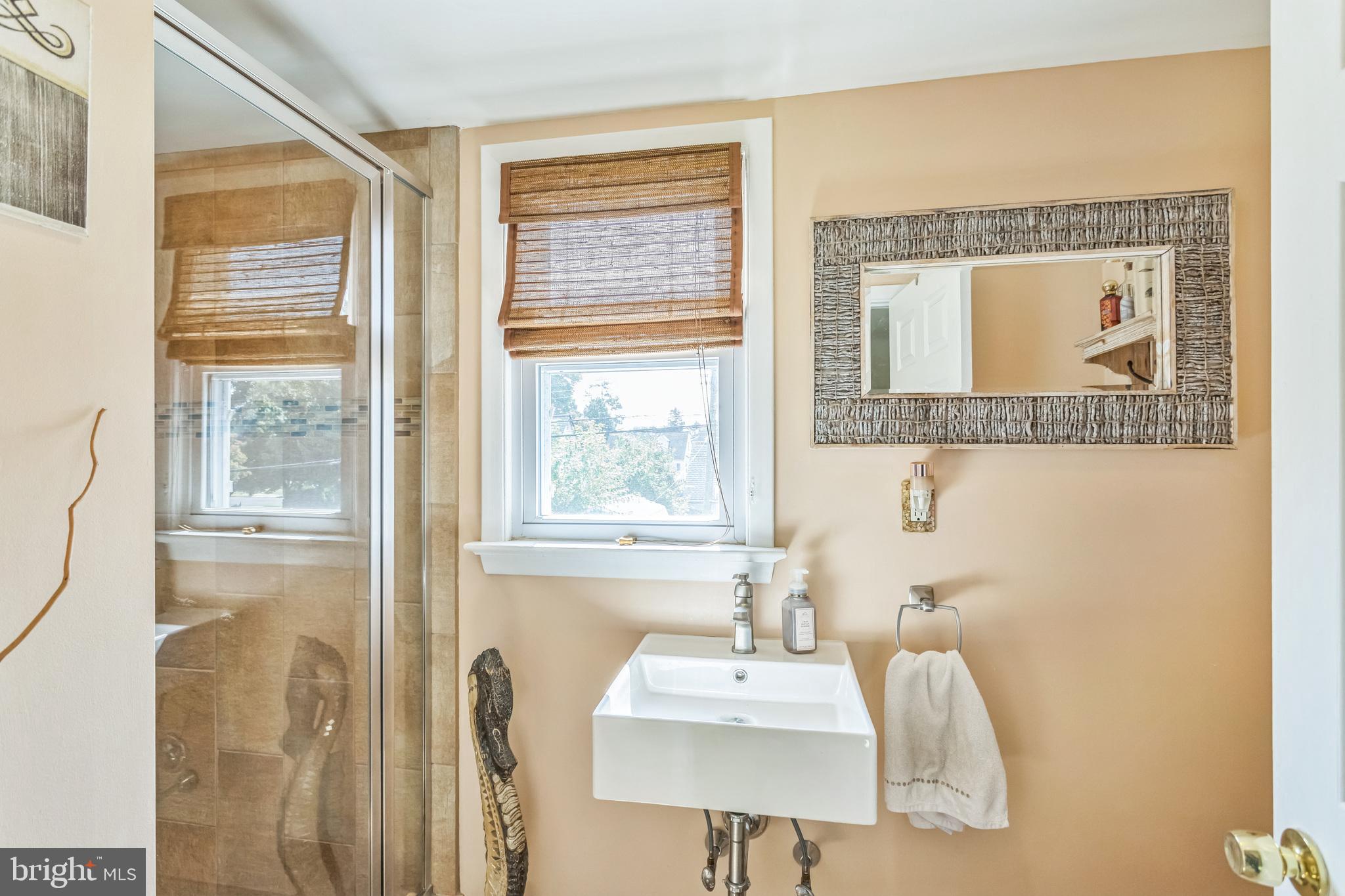 WASHINGTON HGTS - Residential