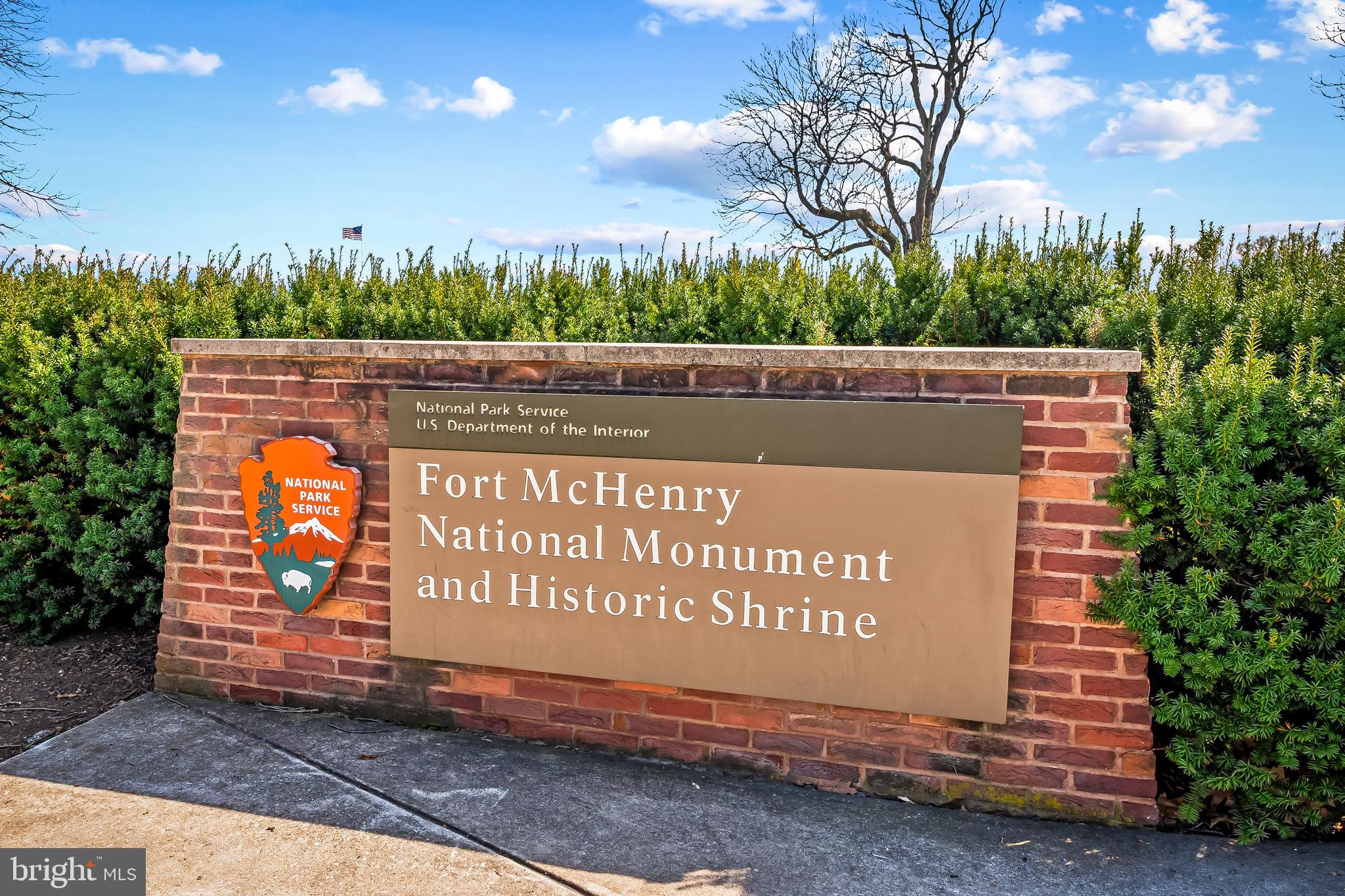 LOCUST POINT - Residential