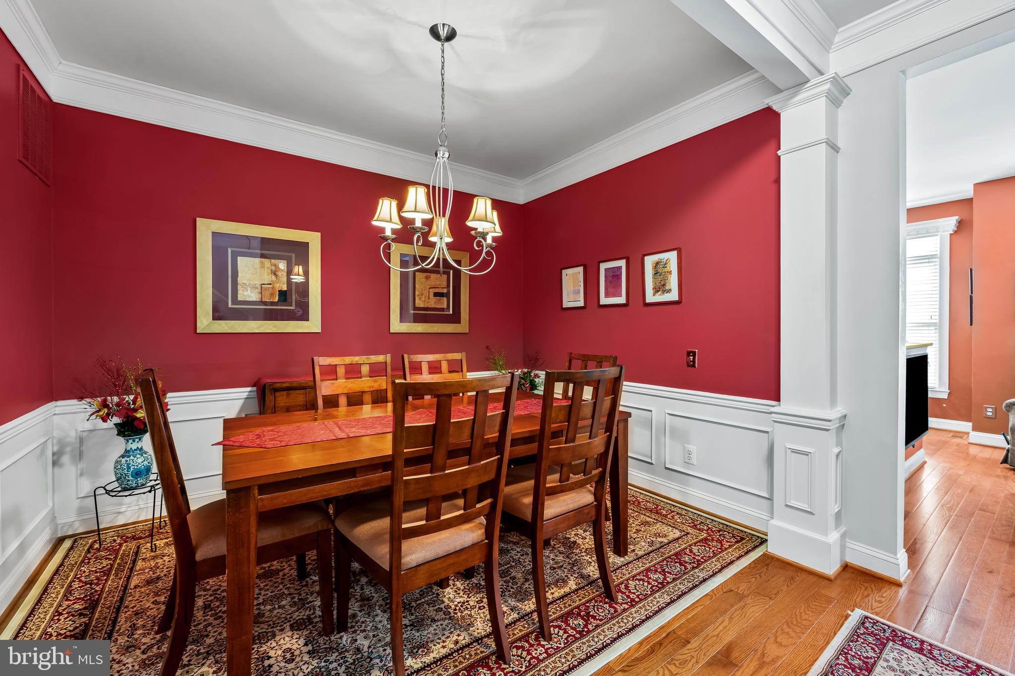 LOCUST POINT - Residential