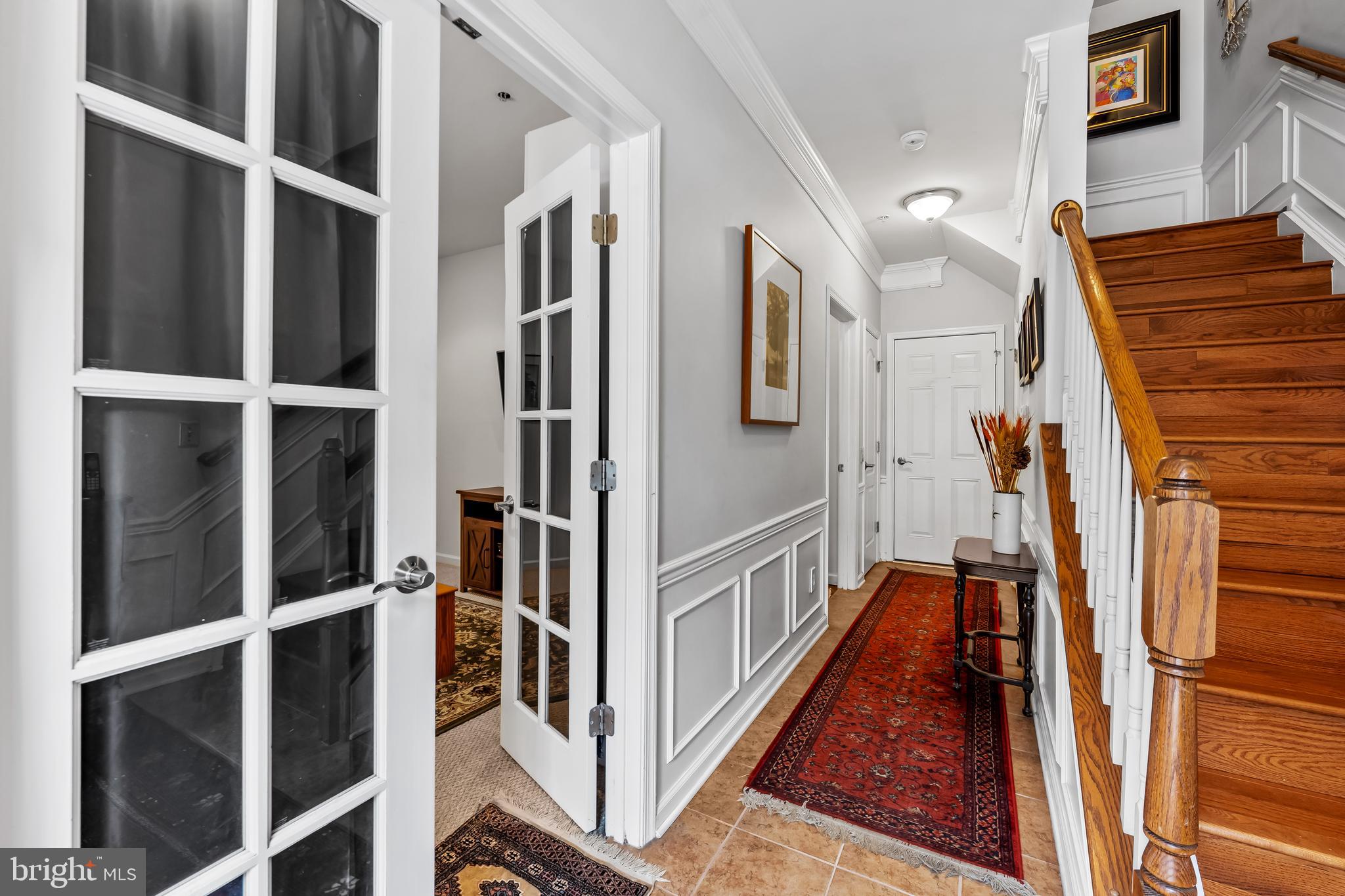 LOCUST POINT - Residential