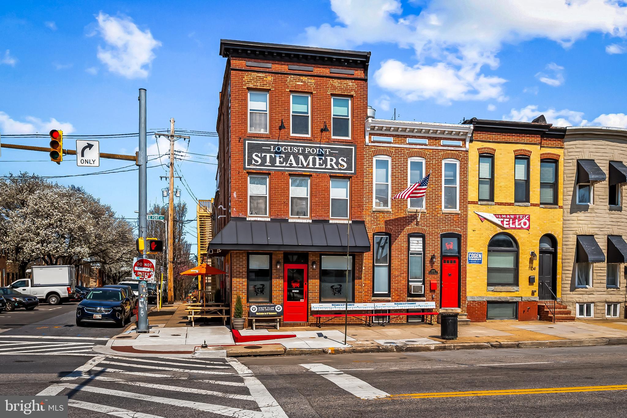 LOCUST POINT - Residential