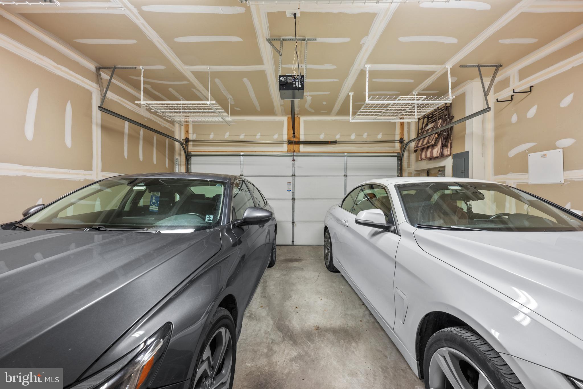 LOCUST POINT - Residential