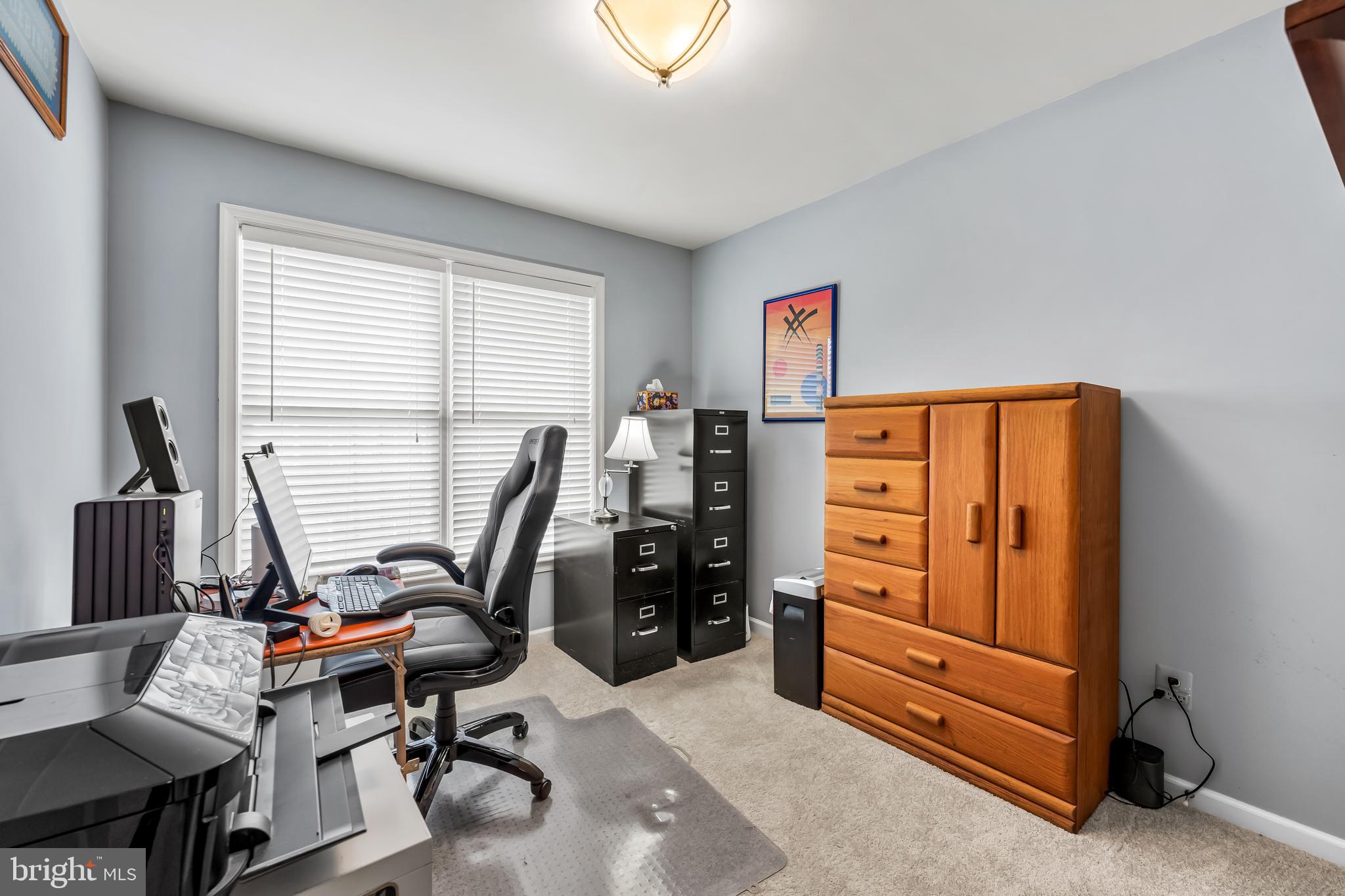 LOCUST POINT - Residential