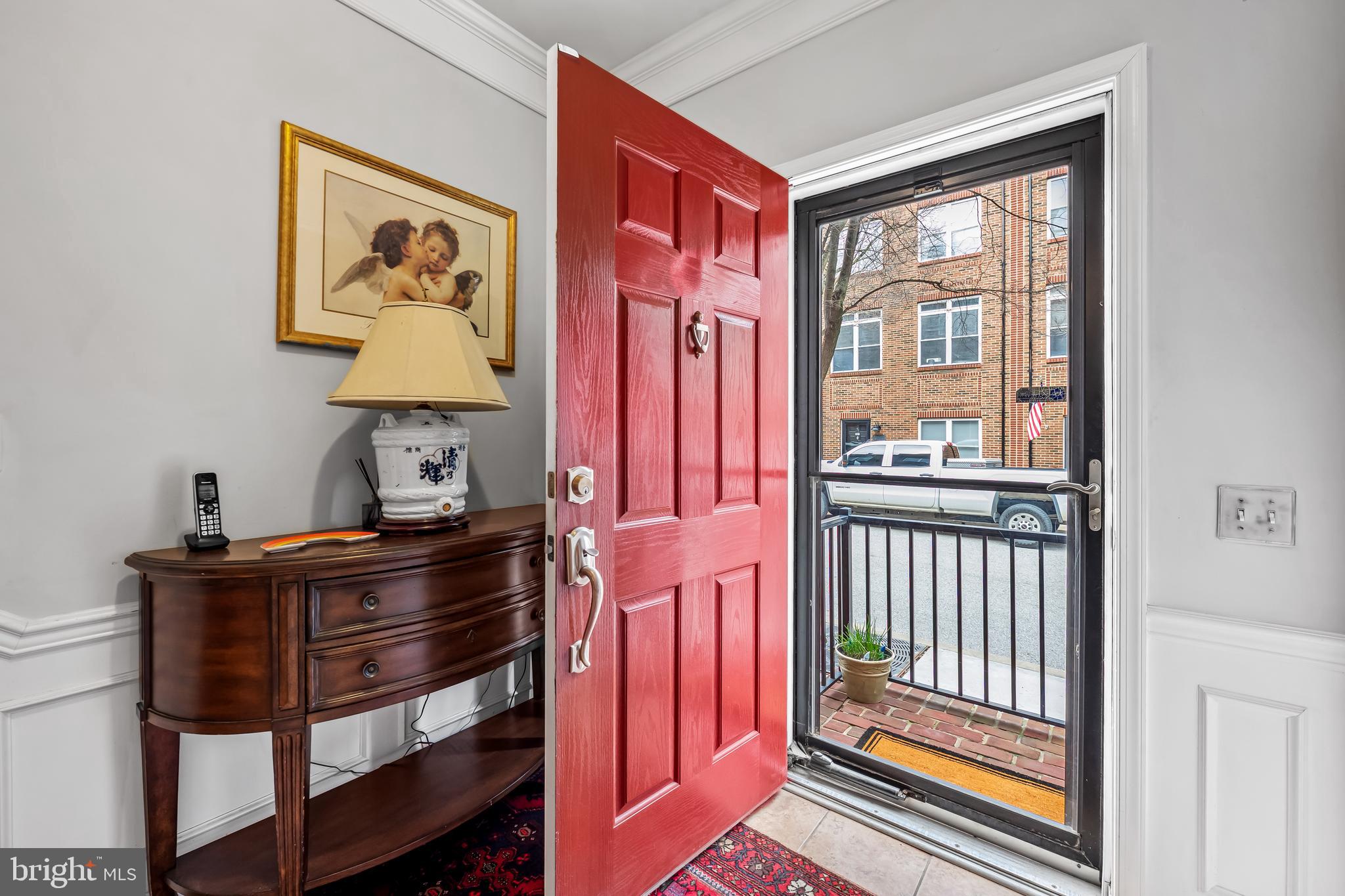 LOCUST POINT - Residential