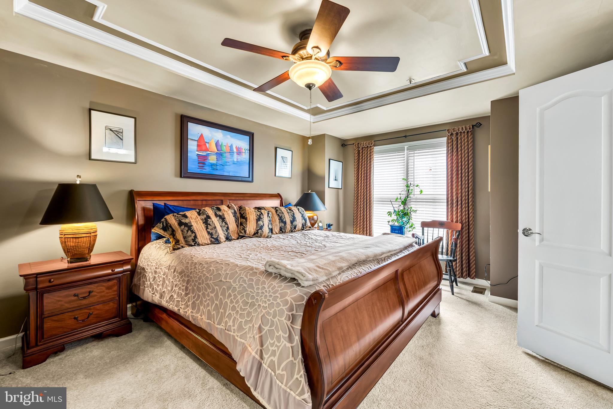 LOCUST POINT - Residential