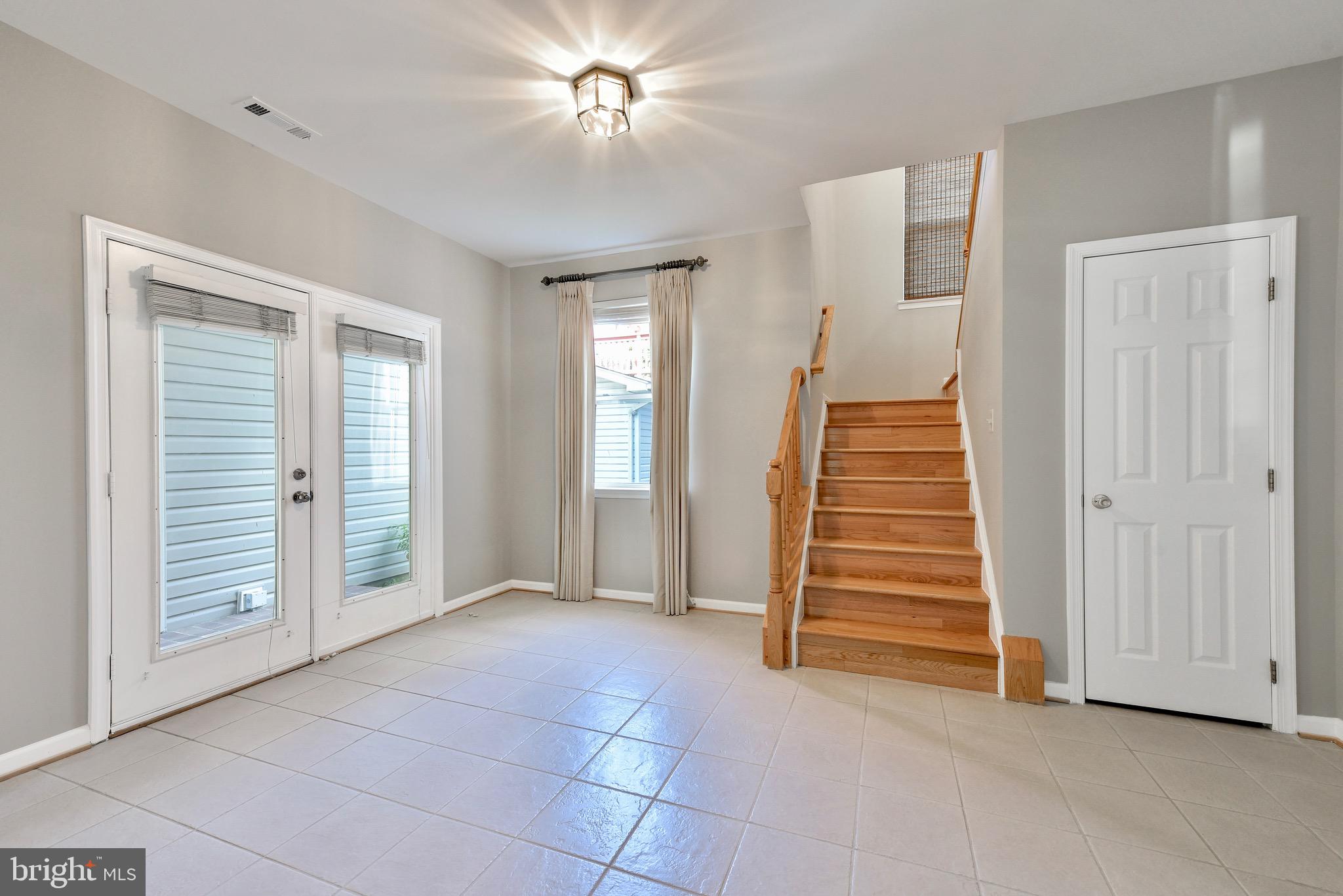 ARMISTEAD PARK - Residential