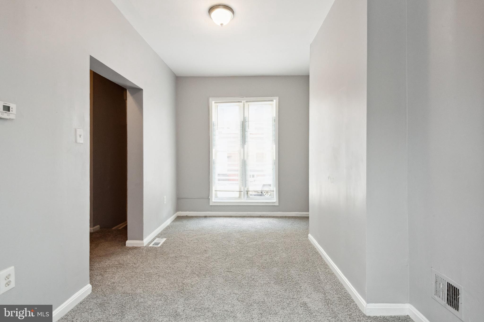 ALBEMARLE SQUARE - Residential