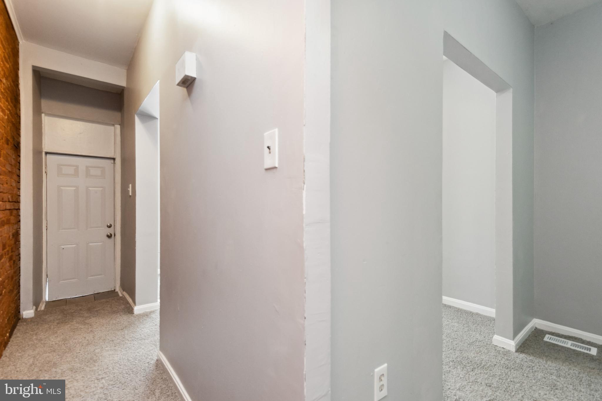ALBEMARLE SQUARE - Residential