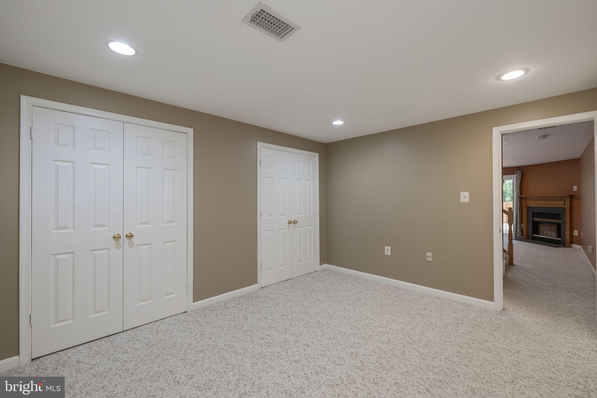 THE MEWS - Residential