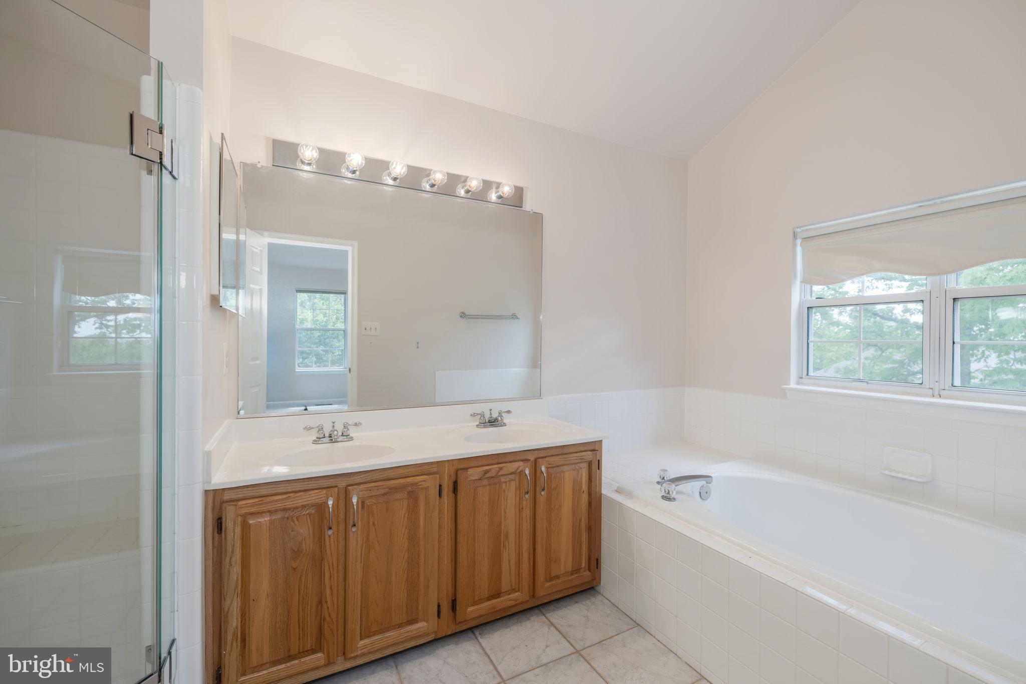 THE MEWS - Residential