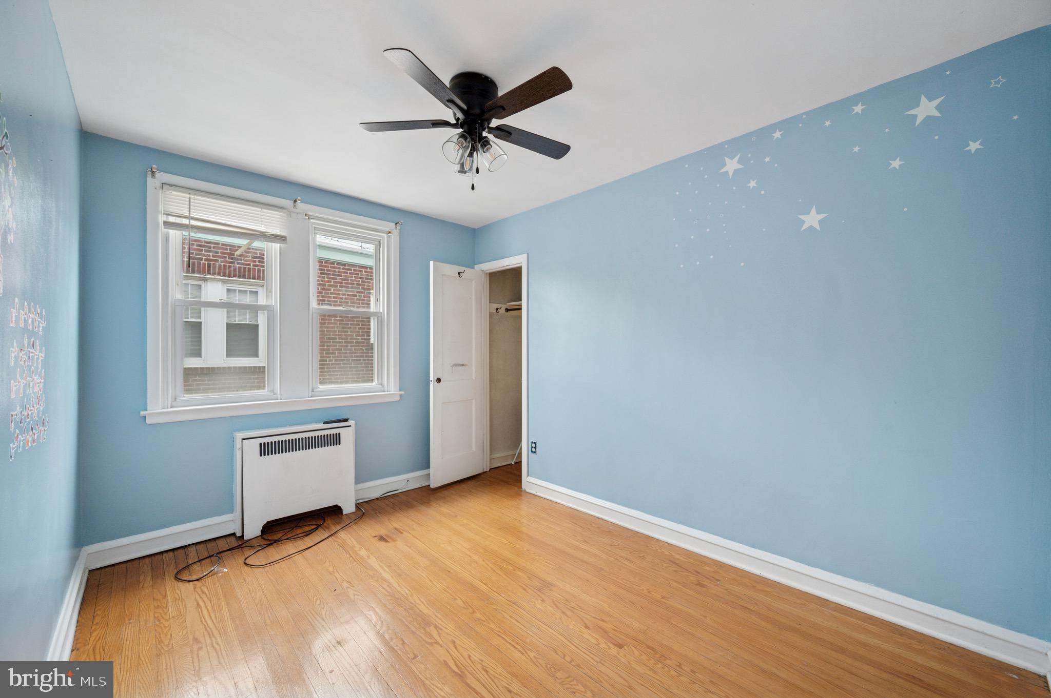 LAWNDALE - Residential