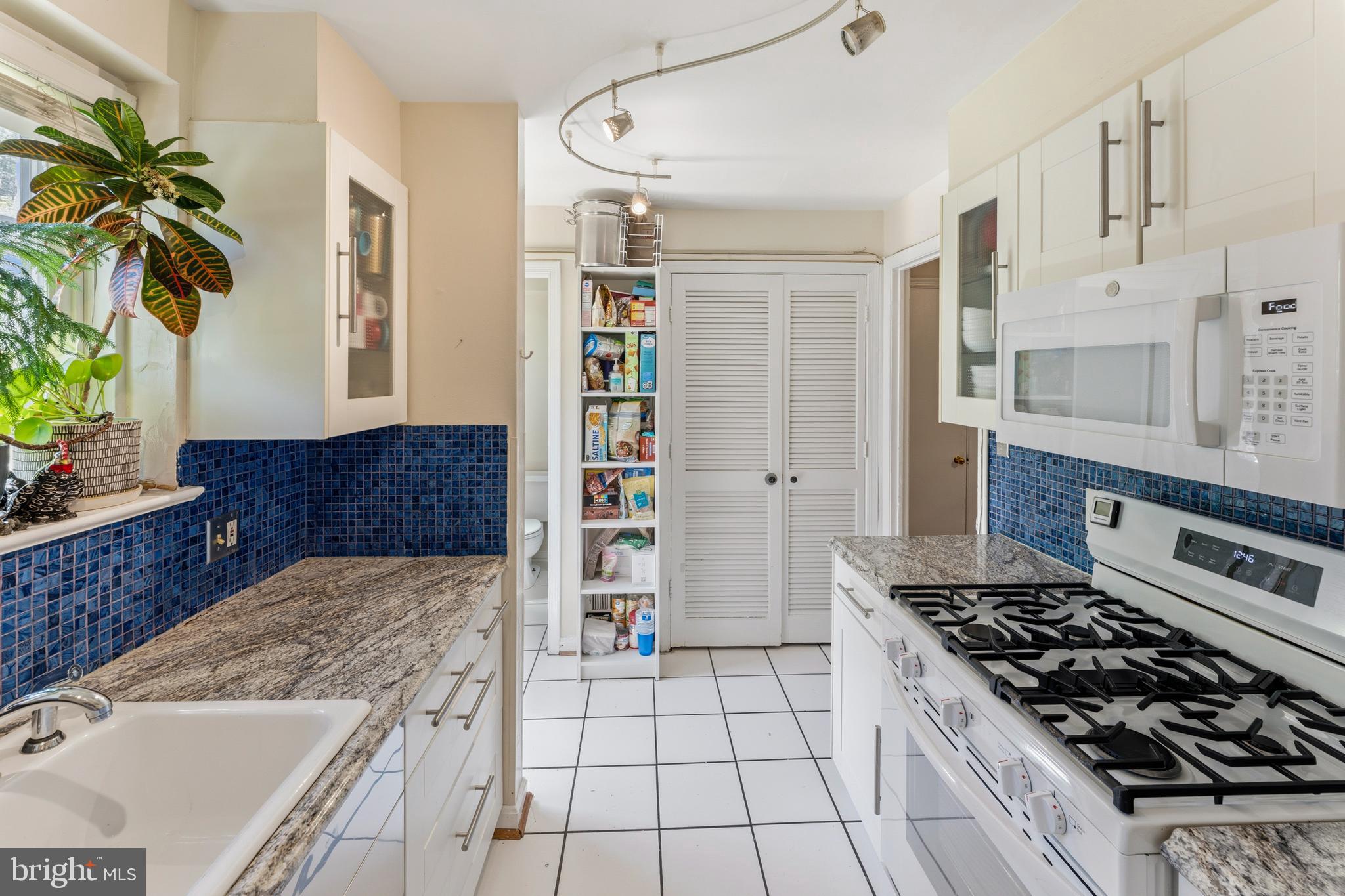 GLEN BRIAR - Residential
