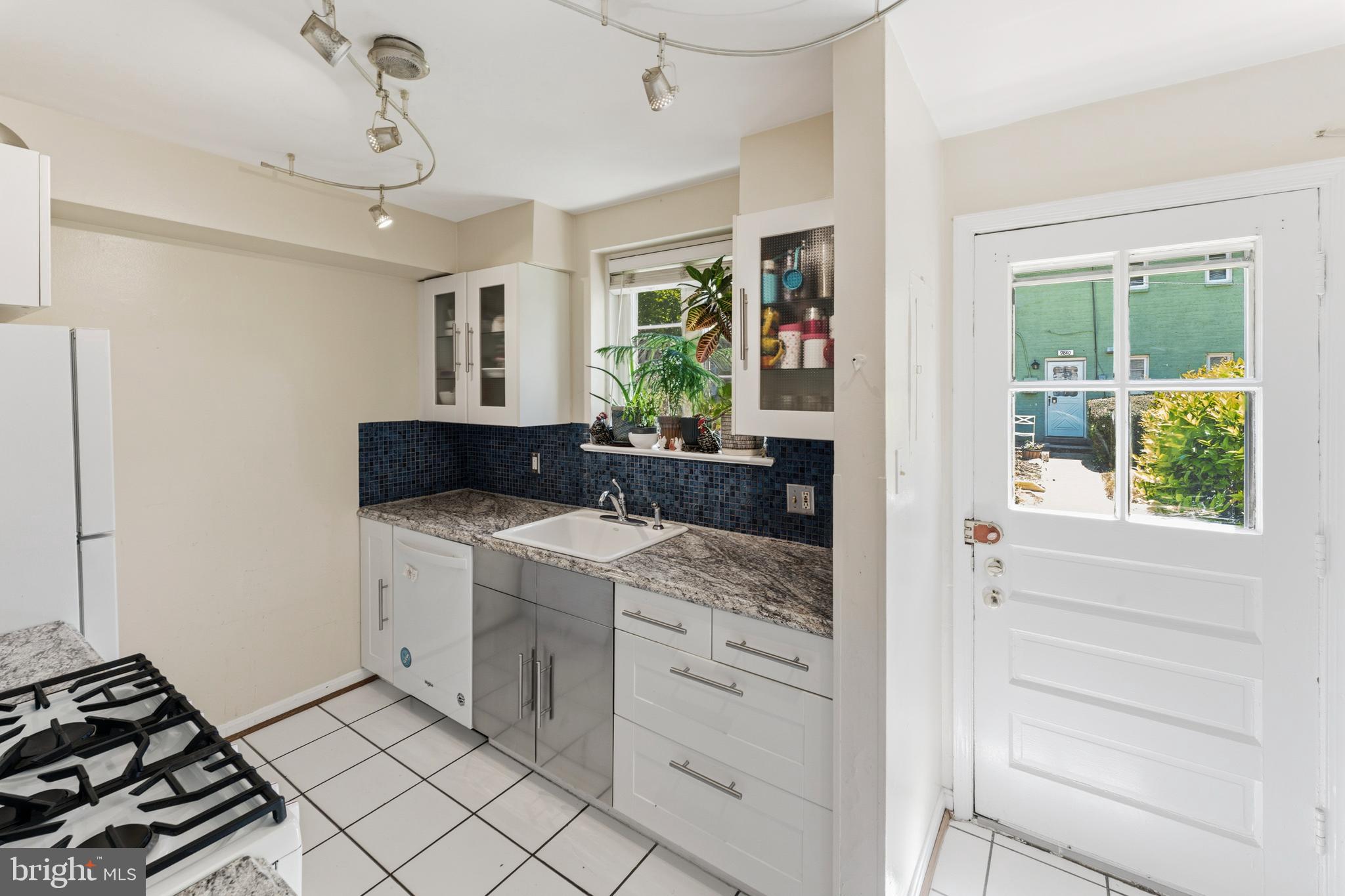 GLEN BRIAR - Residential