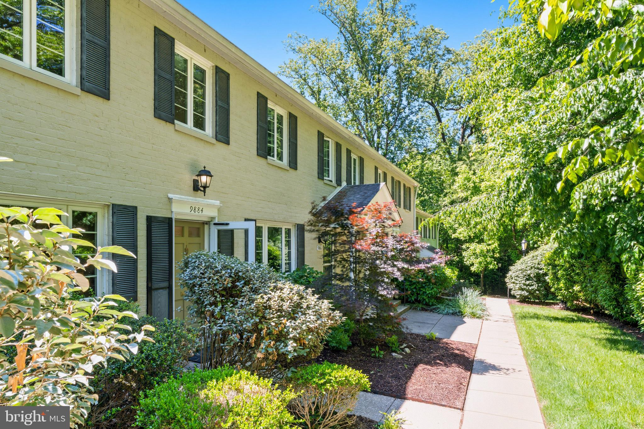 GLEN BRIAR - Residential