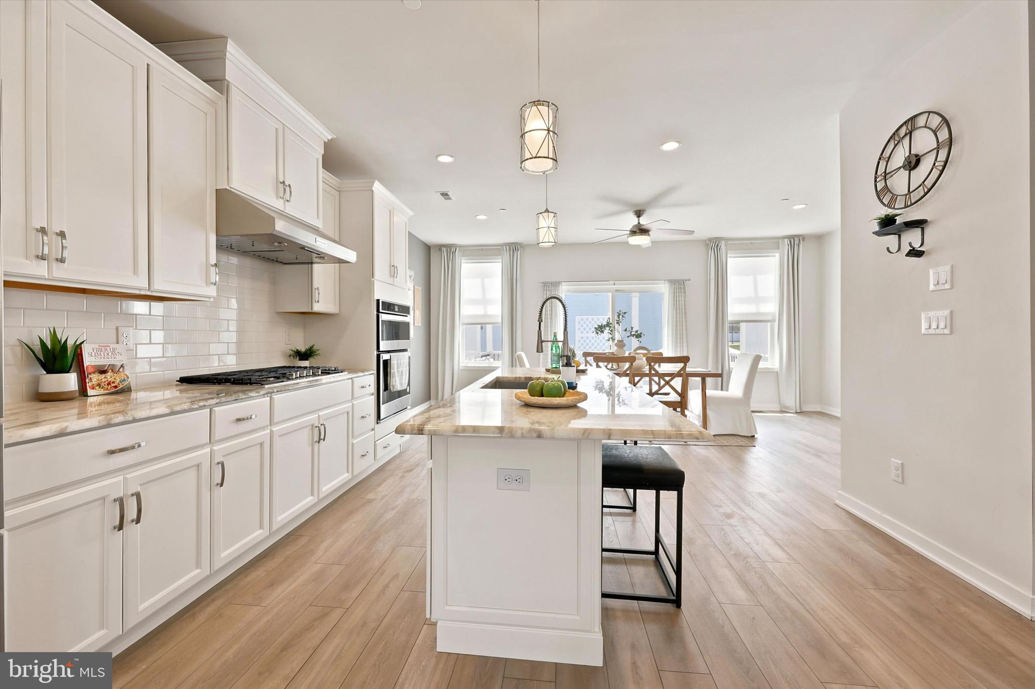 511 TURNER LANE