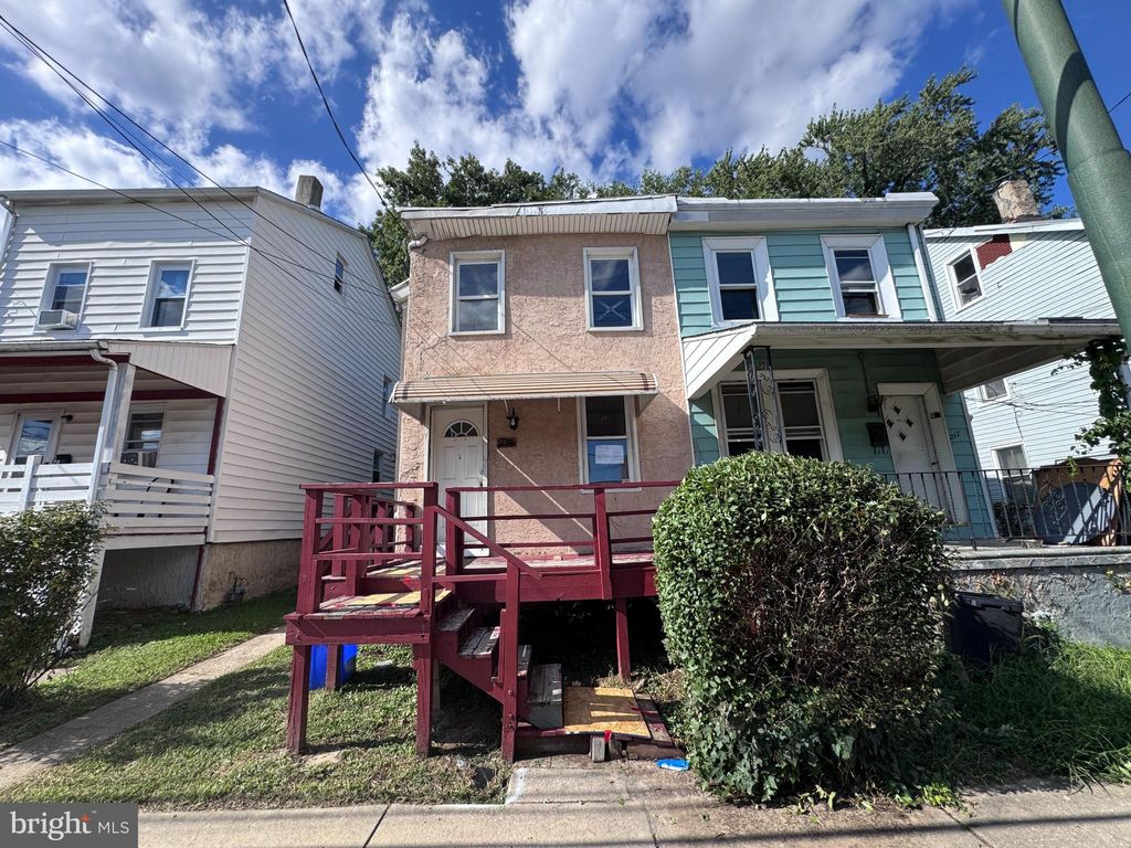 Photo of 215 N 9th Street, DARBY, PA 19023 (MLS # PADE2101692)