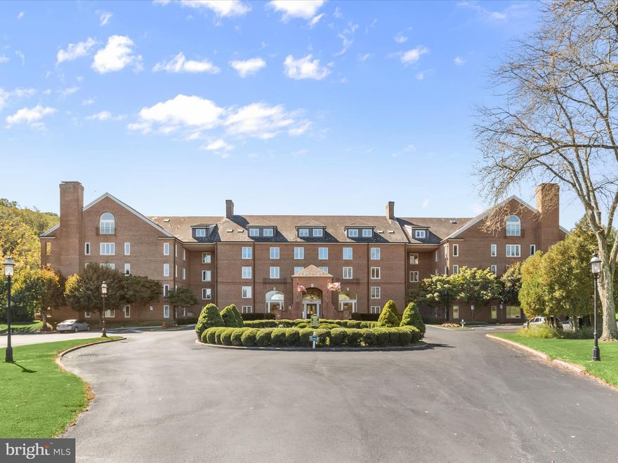 Introducing this completely renovated and exceptional two-bedroom, two-bathroom penthouse condo on the top floor of the sought-after Risteau at Rockland. Every detail has been meticulously designed with a modern aesthetic and neutral color palette. Abundant natural light fills every corner, accentuating the soaring vaulted ceilings and skylights. Upgraded LED recessed lighting and designer fixtures add warmth and sophistication throughout. The spacious living room features hardwood floors, a wood-burning fireplace, and sliding glass doors that open to a private balcony overlooking the woods, courtyard, and outdoor pool. Entertain guests in the dining area with elegant chair railing, an accent wood-slat wall, and ceramic tile flooring that continues into the kitchen. A chef’s dream, the kitchen is equipped with stainless steel appliances, quartz countertops, a breakfast bar with pendant lighting, a tile backsplash, and soft-close cabinetry. The primary suite serves as a true retreat, complete with a beverage bar, multiple closets including a walk-in, and a vanity dressing area. The luxurious ensuite bathroom offers a soaking tub, dual-sink vanity, extra linen closet, and a walk-in shower with a bench. Across the hall, the second bedroom includes built-in shelving, and the second full bathroom features a tiled tub-shower. A spacious laundry room with hook-ups and a utility sink adds convenience. Community amenities include a doorman in the lobby, meeting room, library, exercise room, and organized social events. Outdoors, residents enjoy a pool, tennis court, landscaped courtyards, patio areas, and a tranquil lake. This unit includes one assigned parking space in the secure garage (#63) and another in the lot (#07). Experience true luxury living in this stunning home, redesigned with extraordinary craftsmanship and attention to detail throughout.