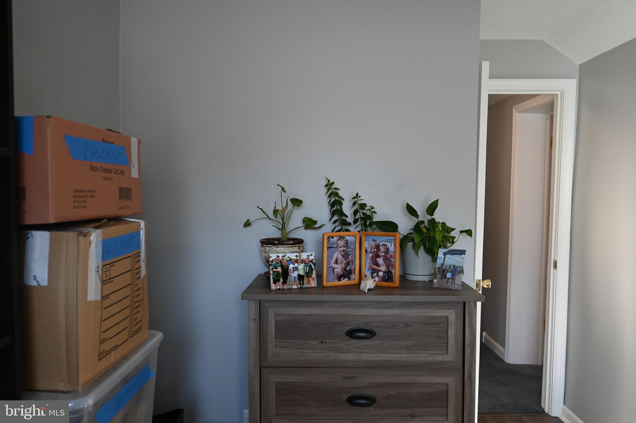 COLONIAL PARK - Residential