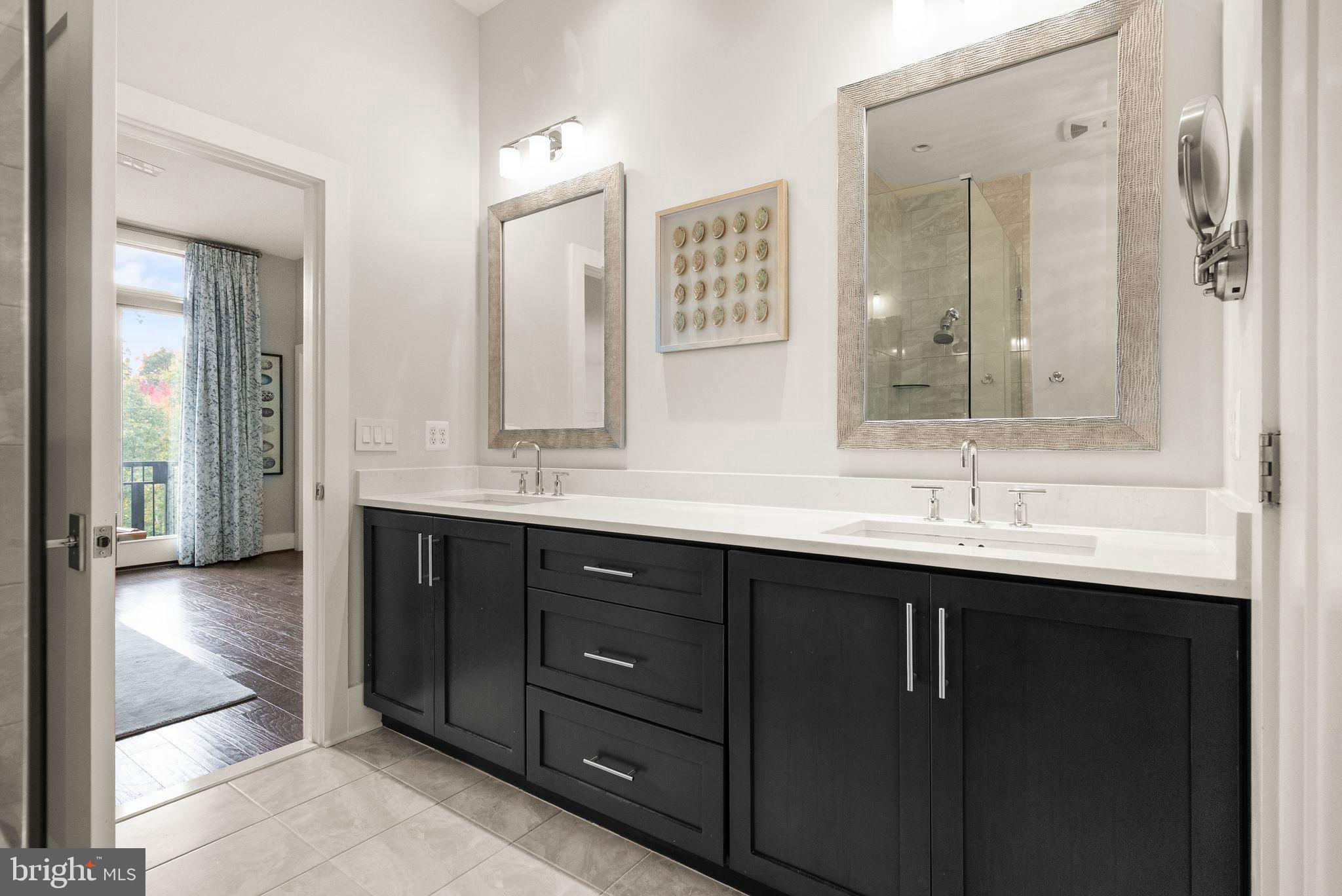 ONE LOUDOUN - Residential