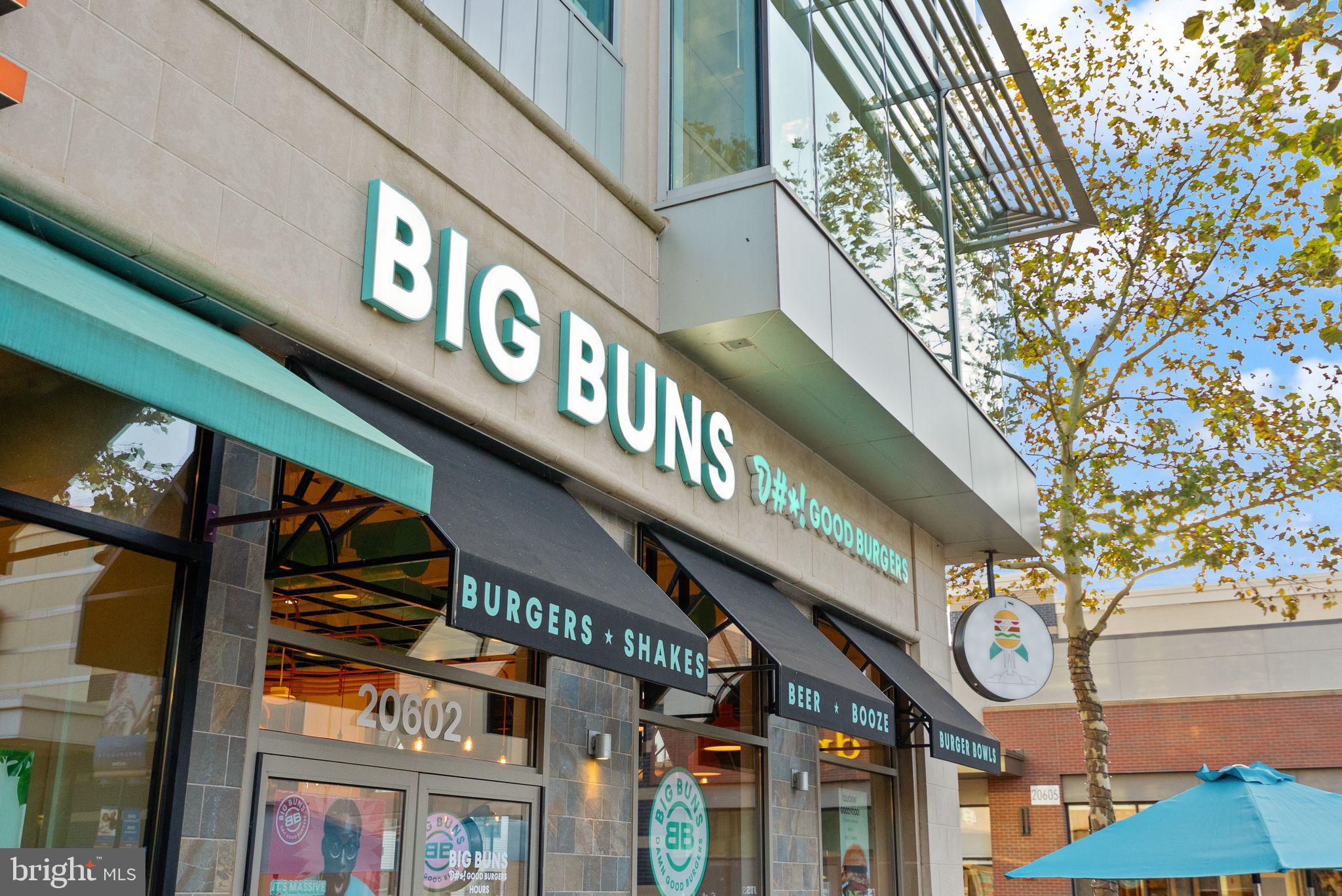 ONE LOUDOUN - Residential