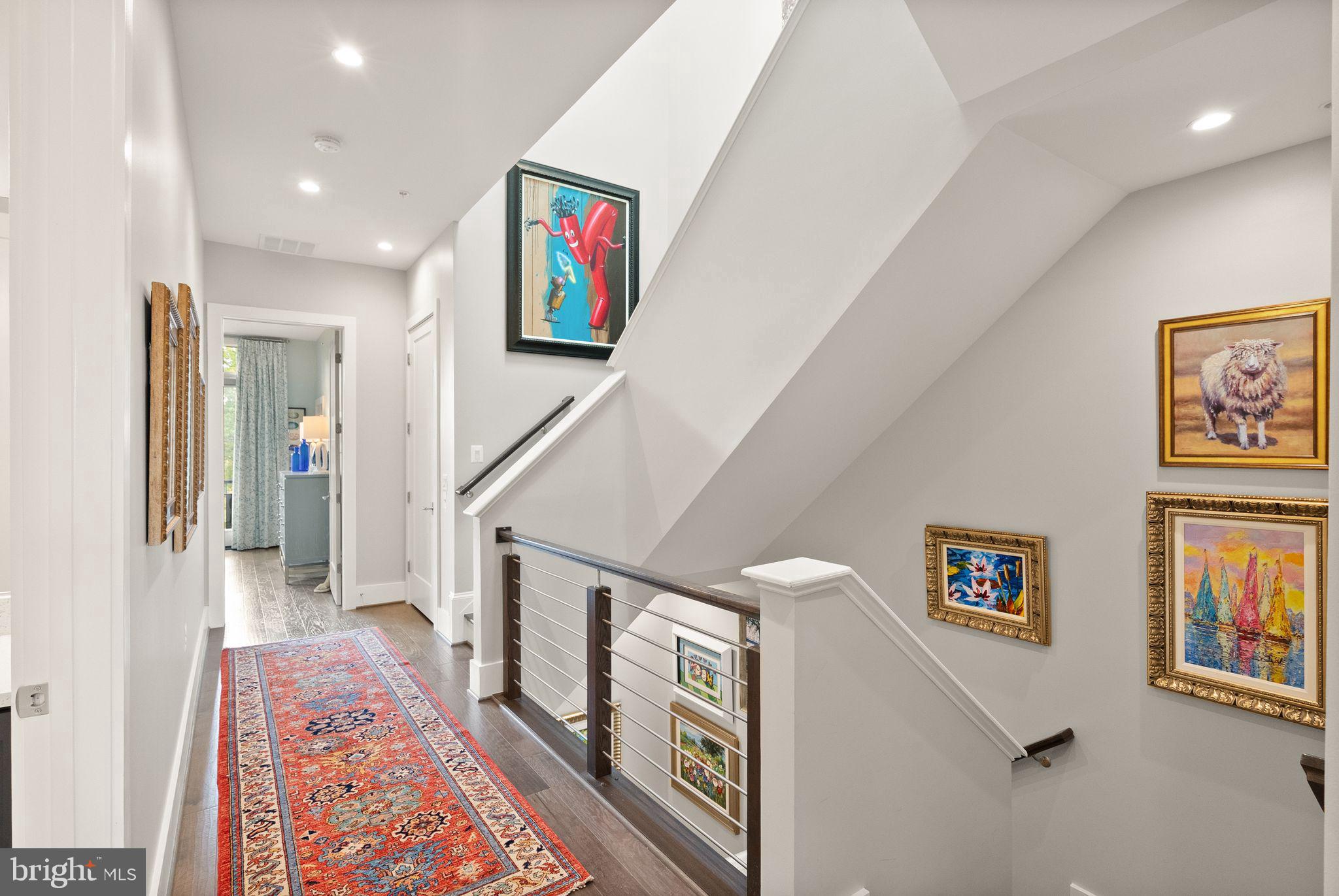 ONE LOUDOUN - Residential