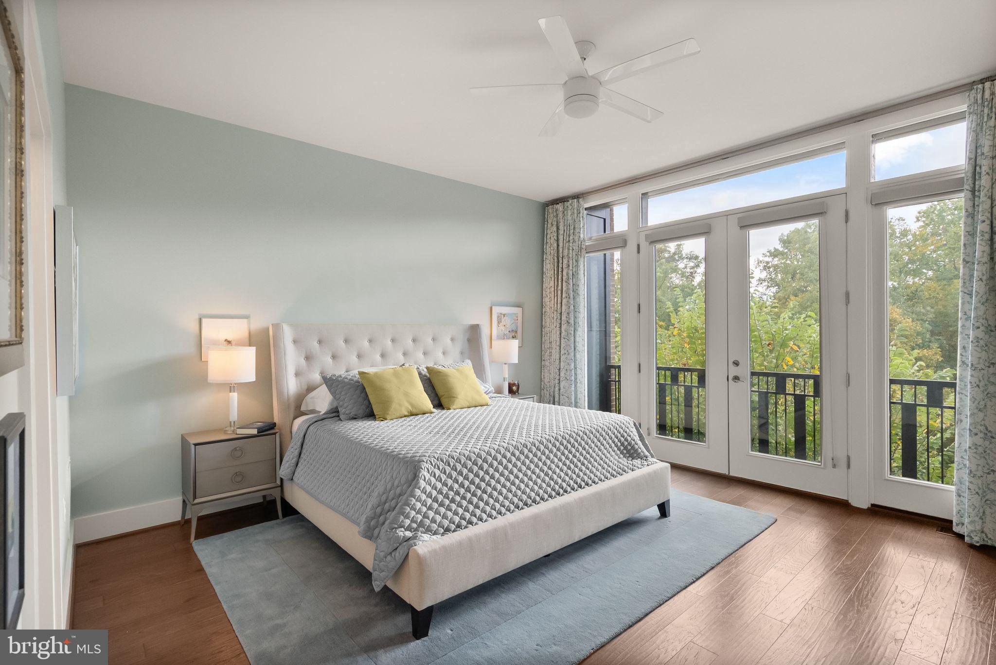 ONE LOUDOUN - Residential