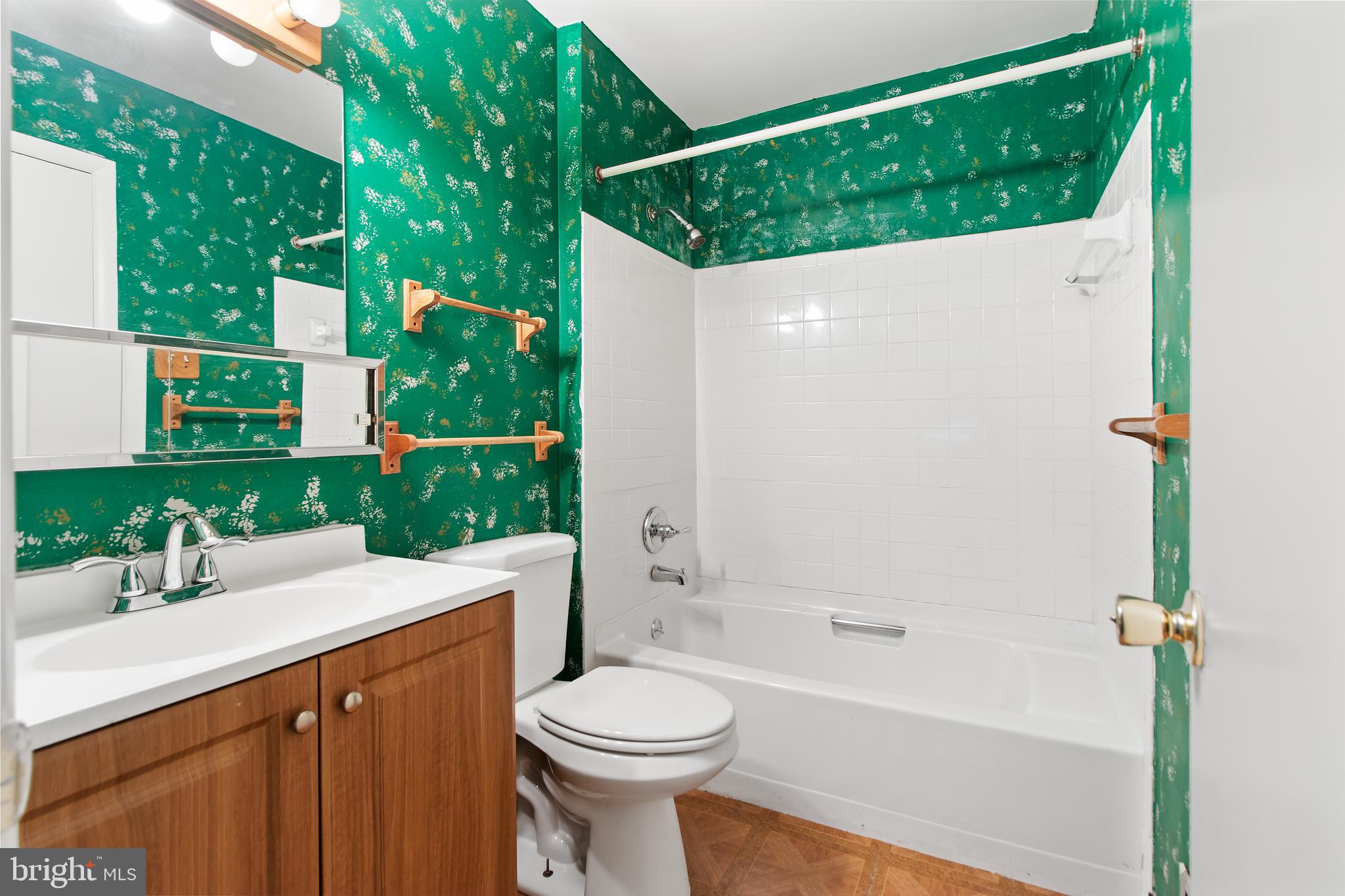 CINNAMON RIDGE CONDO - Residential