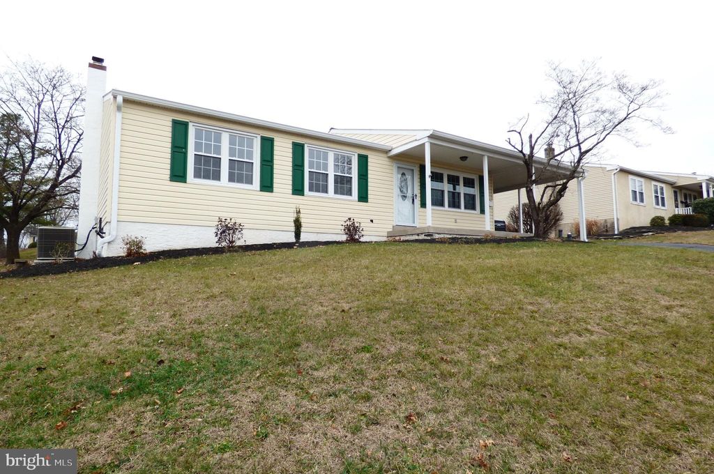 Photo of 151 Washington Street, RED HILL, PA 18076 (MLS # PAMC2163244)