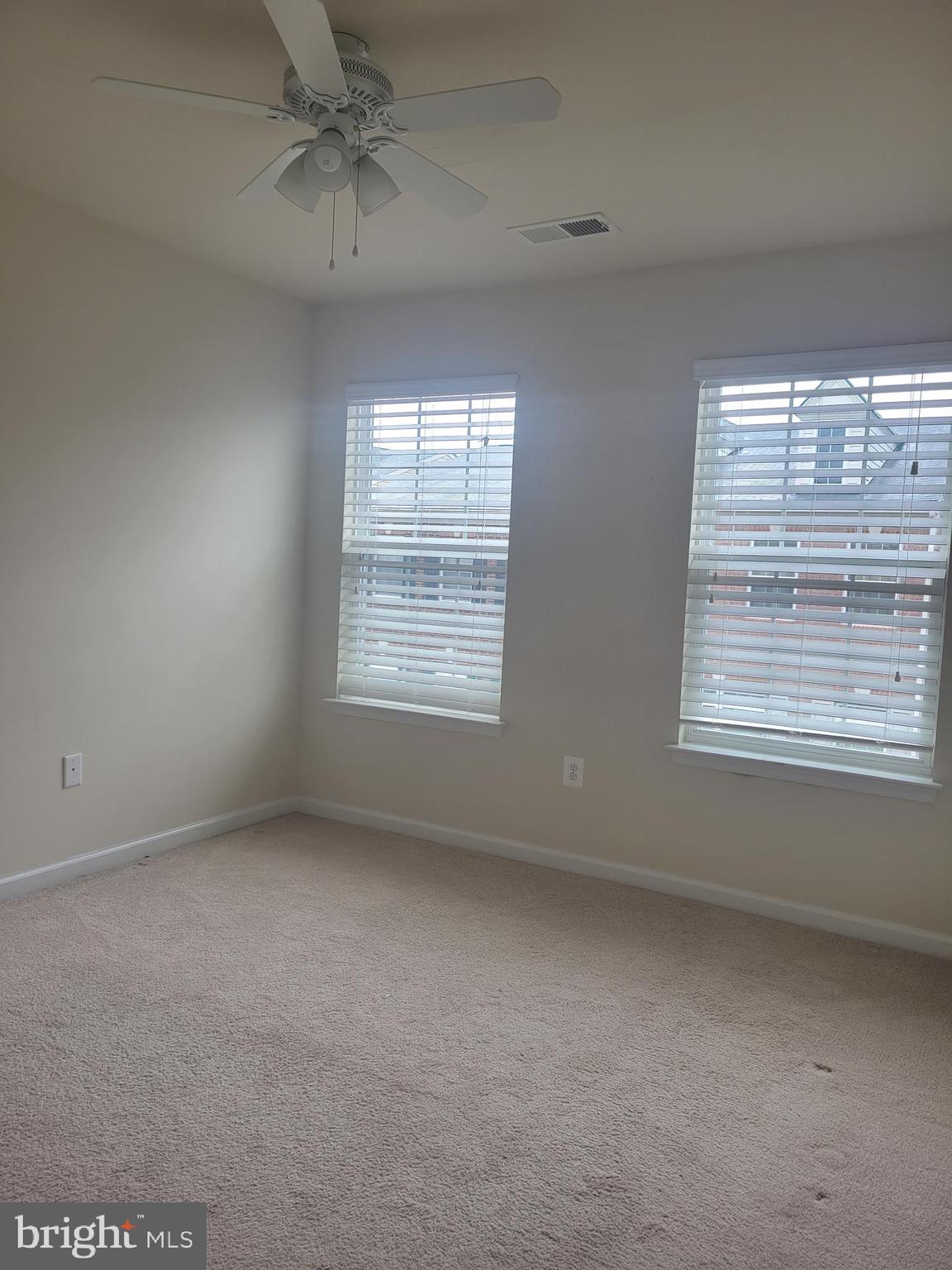 GATEWAY COMMONS - Residential Lease