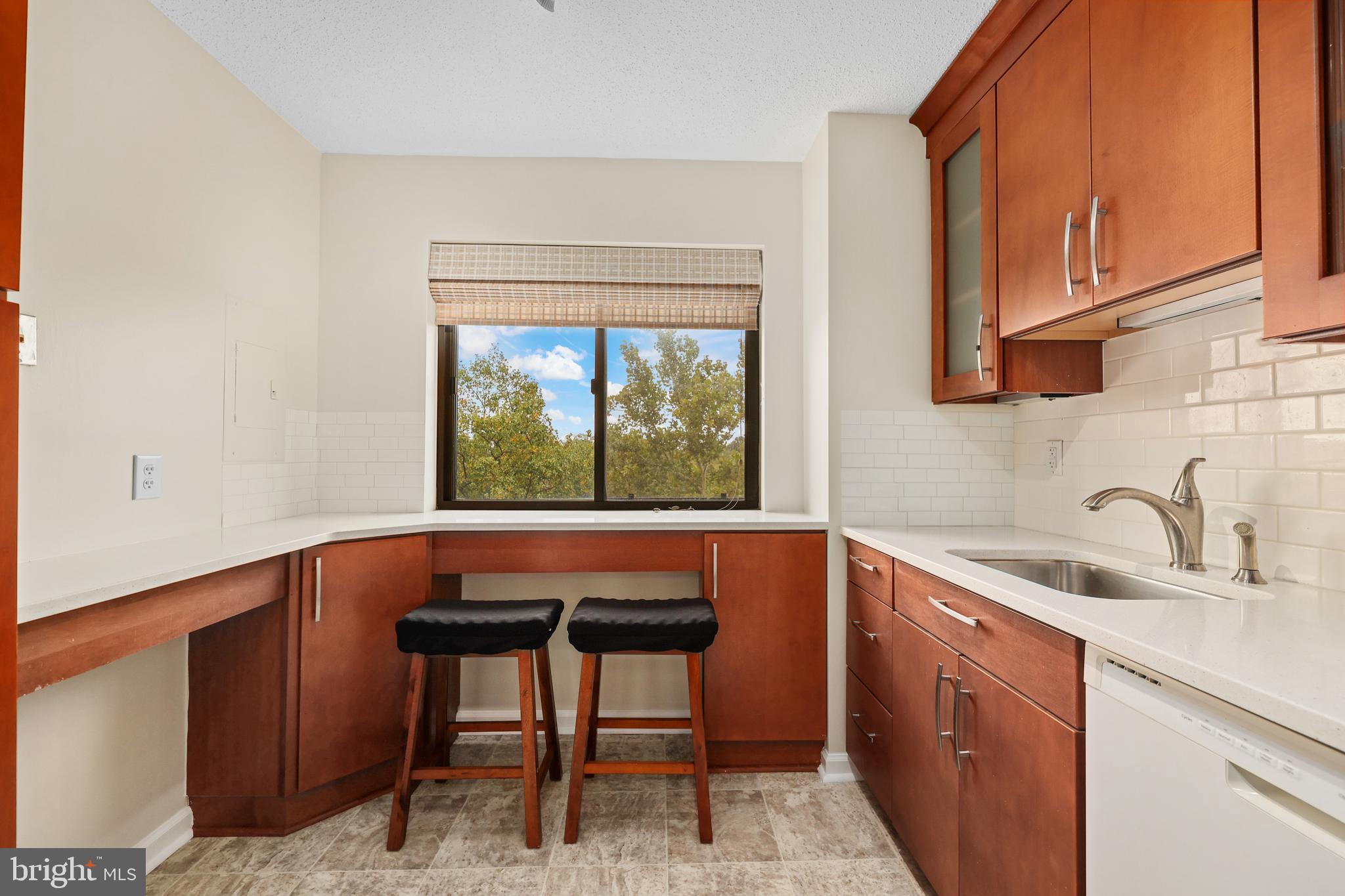 MONTEBELLO CONDO - Residential