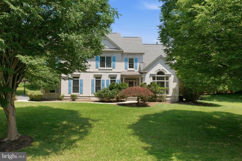 Photo of 1407 Woodhurst Boulevard, MCLEAN, VA 22102 (MLS # VAFX2325648)