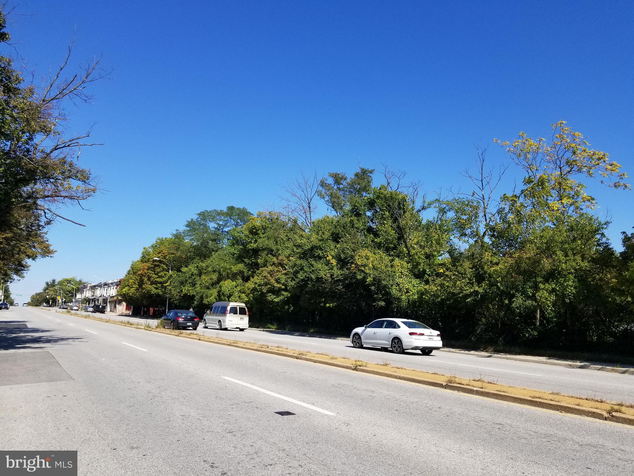 PARK CIRCLE - Residential