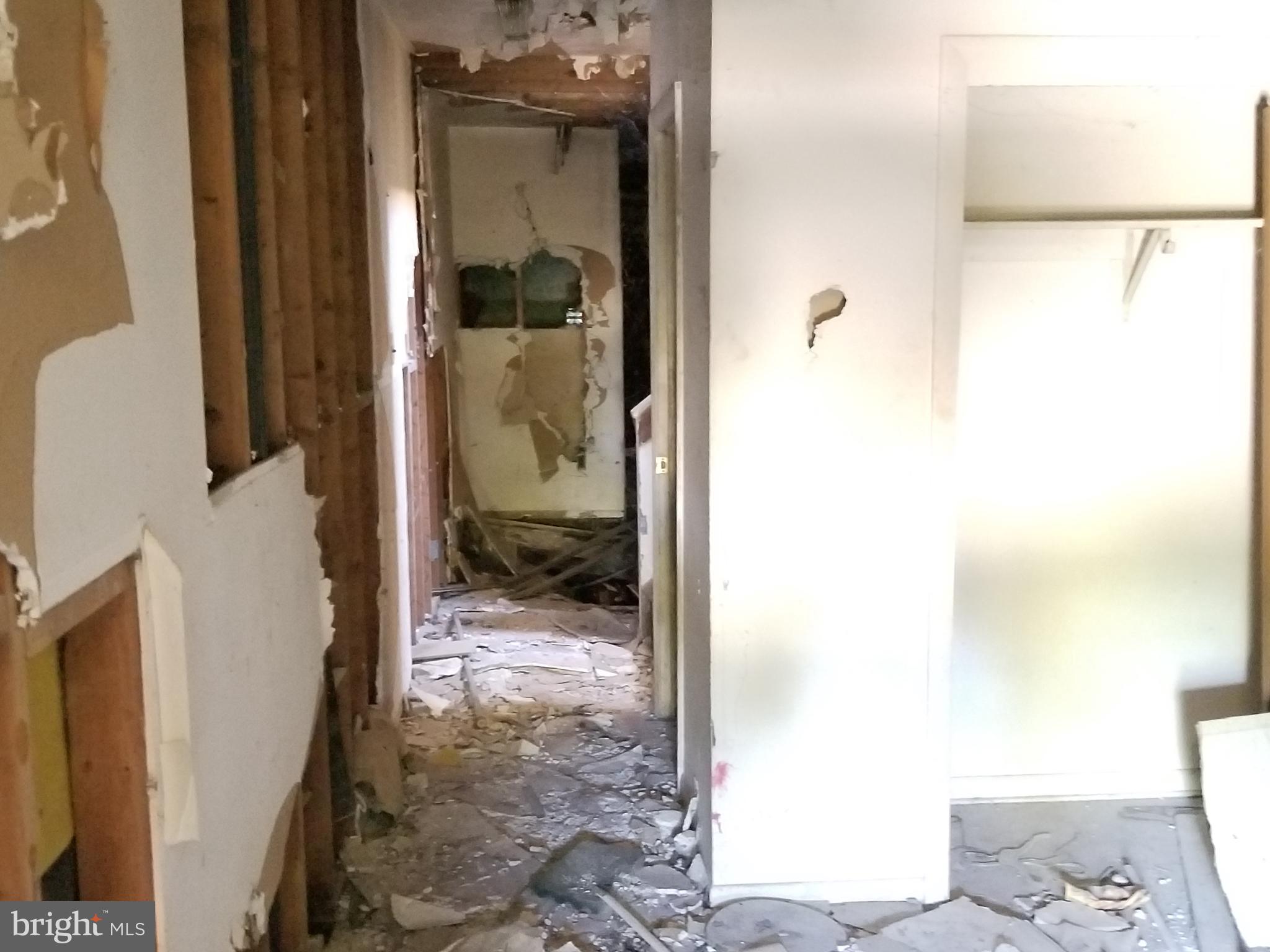 PARK CIRCLE - Residential