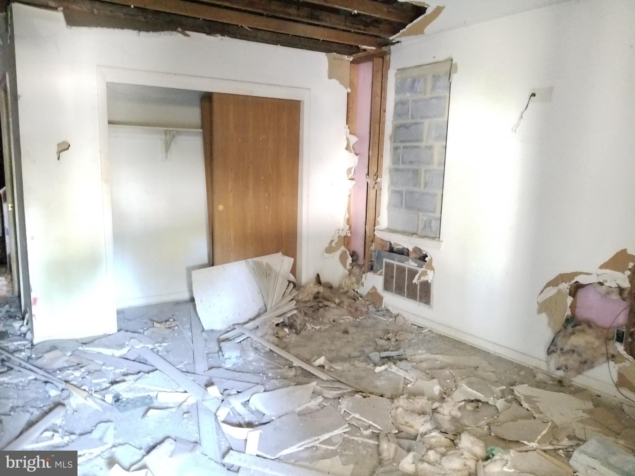 PARK CIRCLE - Residential