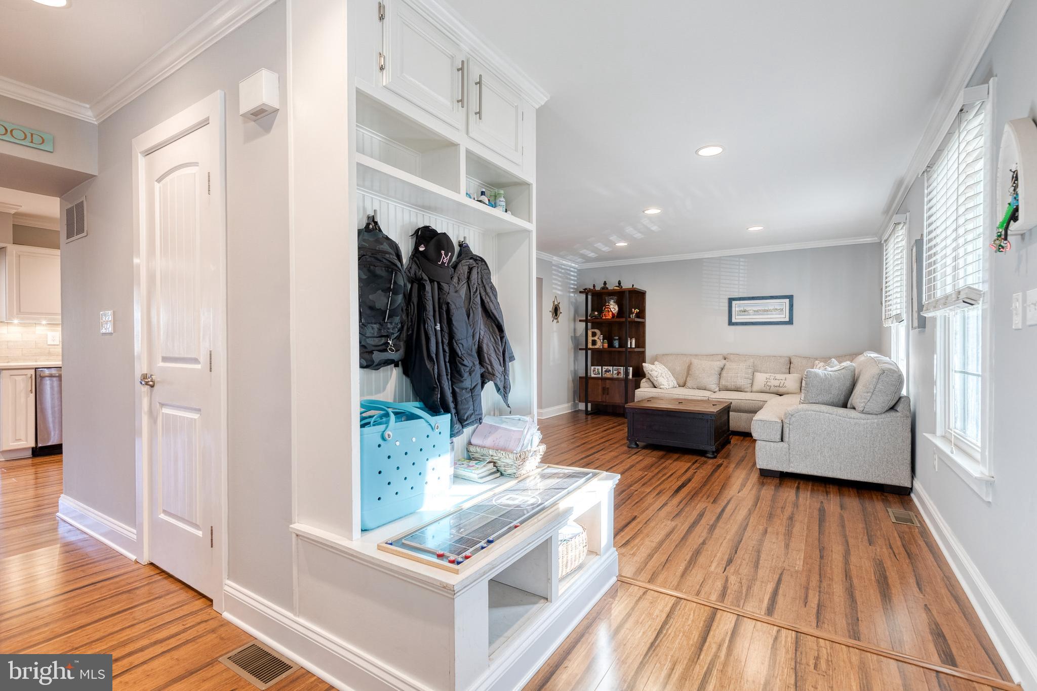 1181 RAMBLEWOOD DRIVE