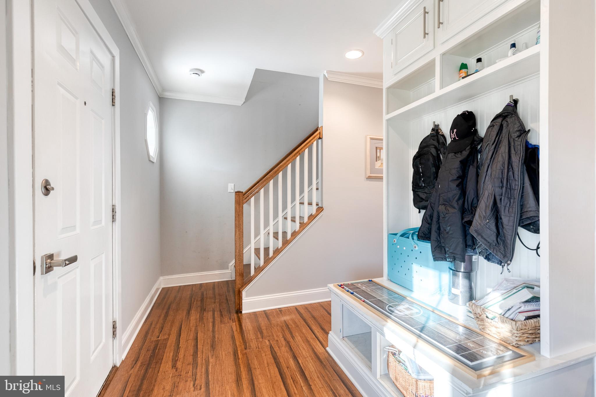 1181 RAMBLEWOOD DRIVE