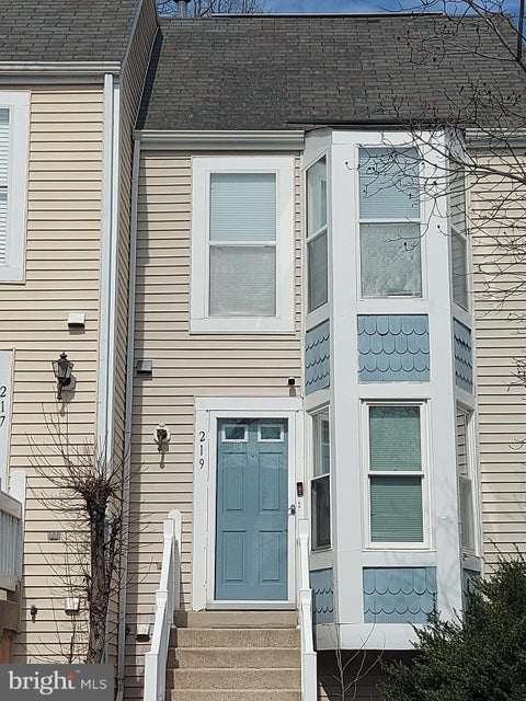 Townhouse For Sale - 219 Sycamore Ridge Road<br/> LAUREL, MD 20724