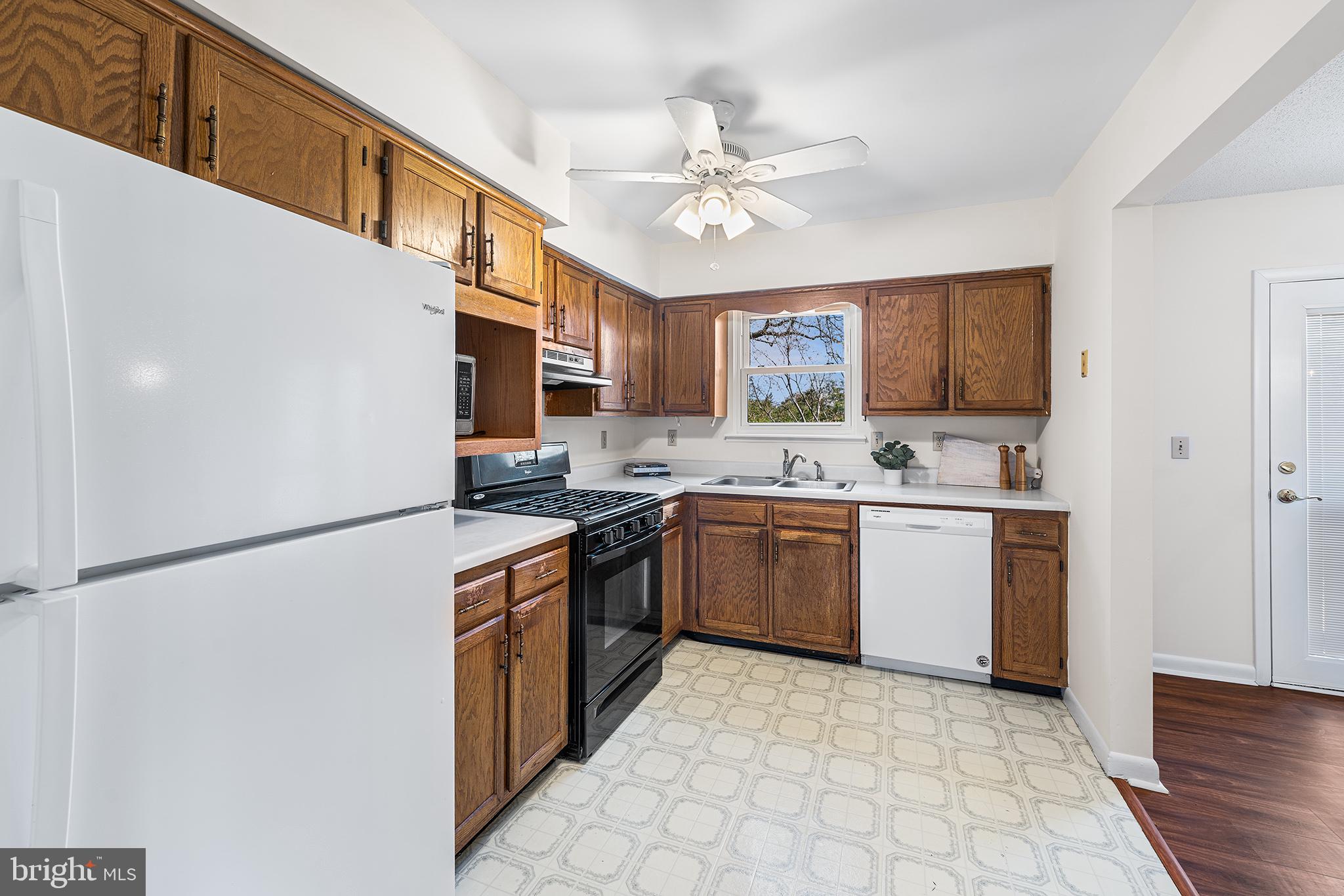 SPRINGETTSBURY TWP - Residential