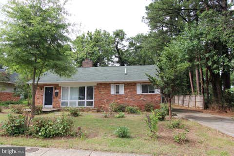 Photo of 11000 Park Rd, FAIRFAX, VA 22030 (MLS # VAFC2008818)