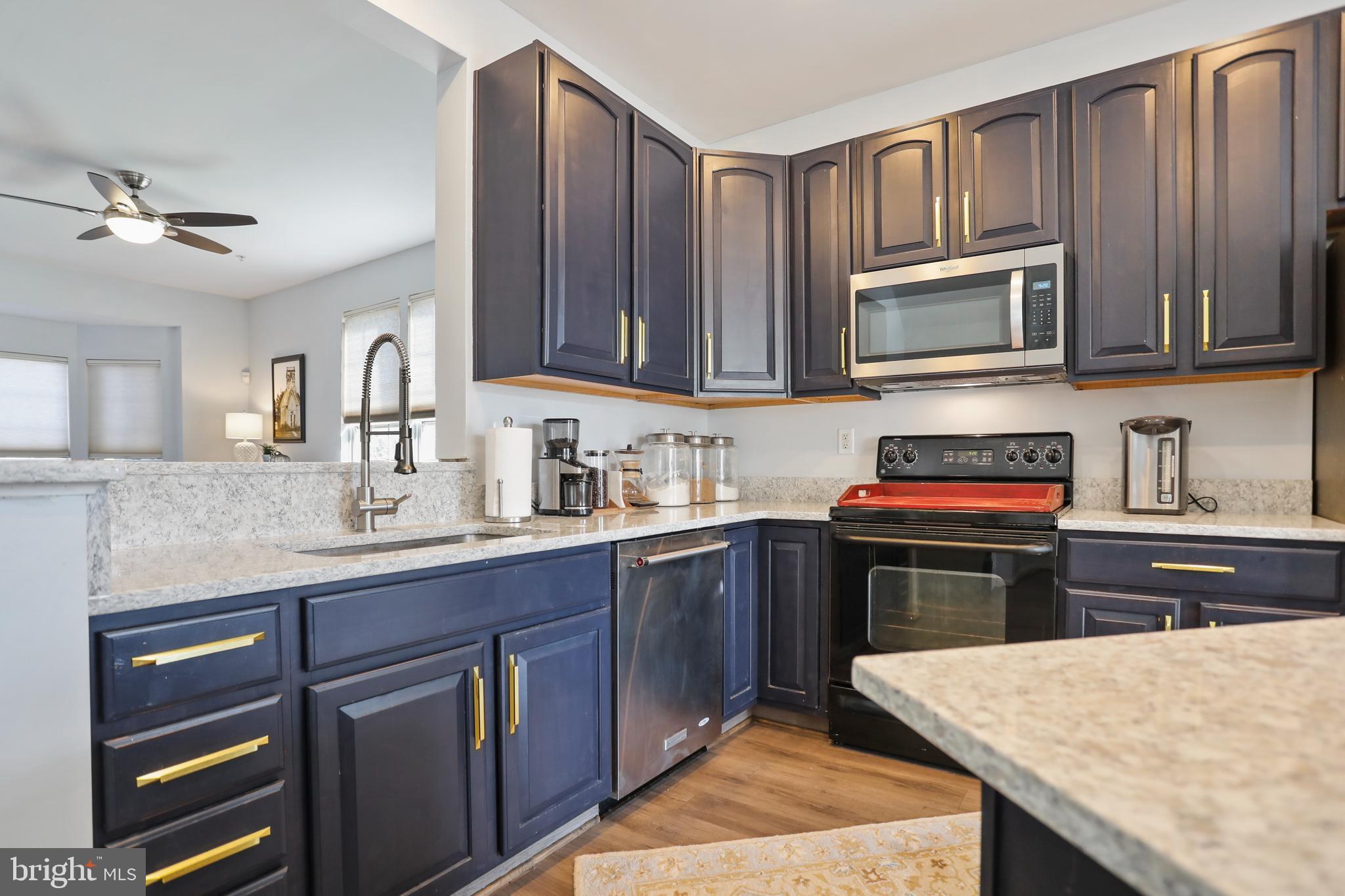 BRUNSWICK - Residential