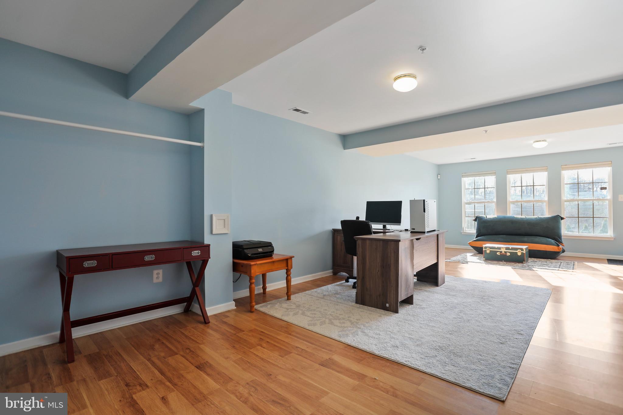 BRUNSWICK - Residential