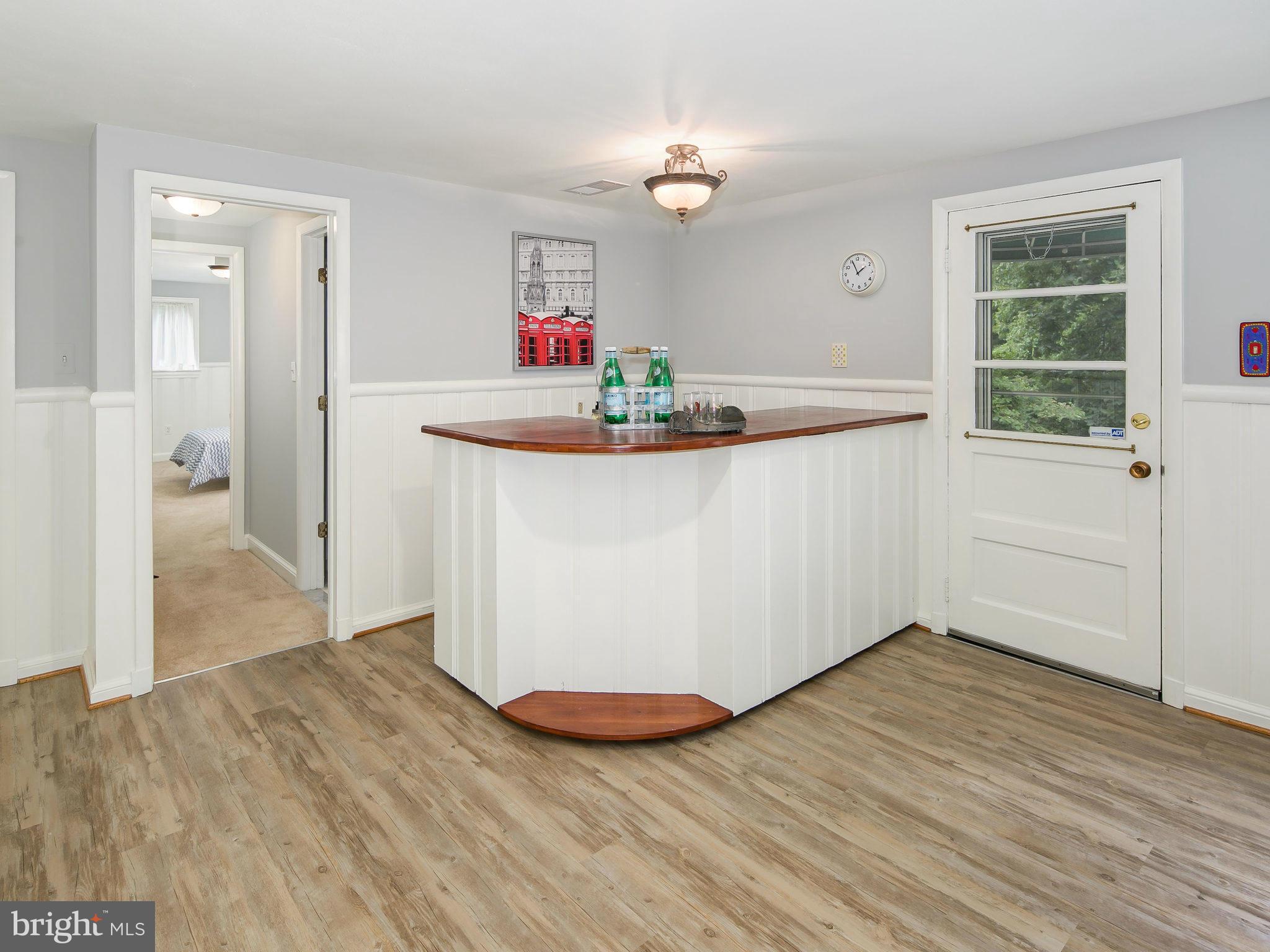 TULIP HILL - Residential